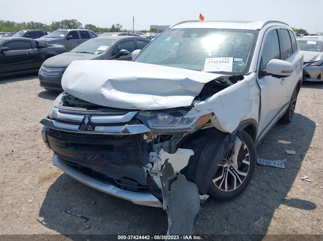 2017 Mitsubishi Outlander Se/sel Белый vin: JA4AD3A35HZ034665