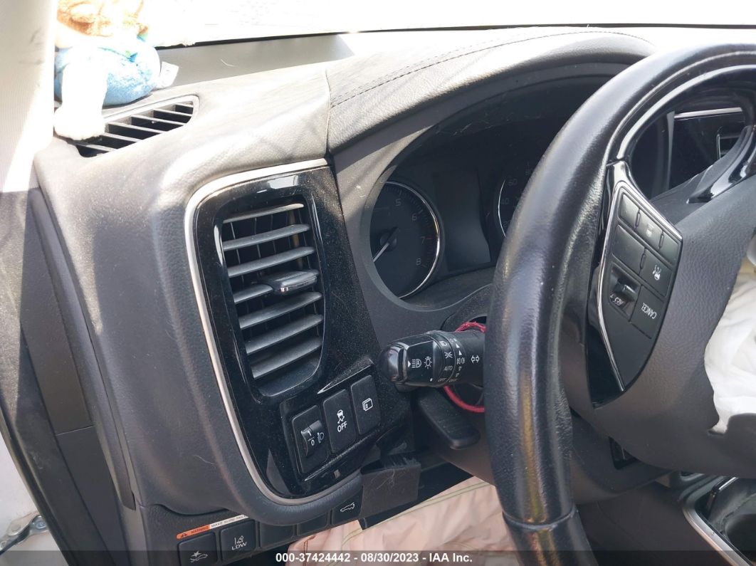 2017 Mitsubishi Outlander Se/sel Белый vin: JA4AD3A35HZ034665