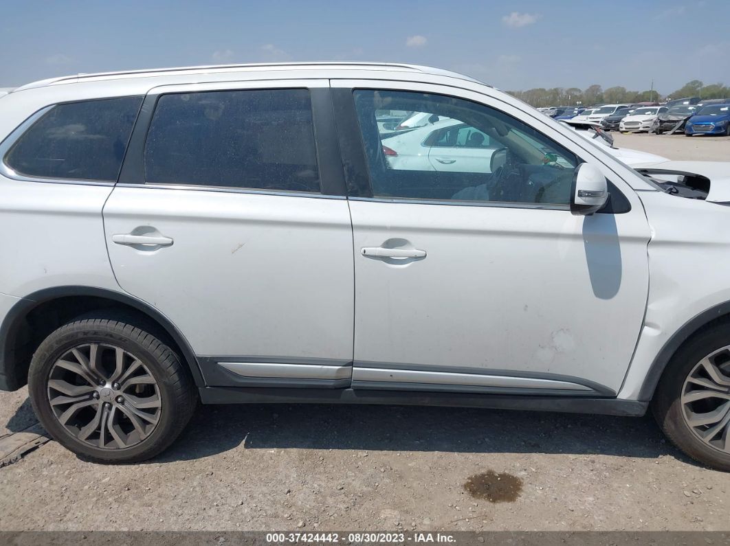 2017 Mitsubishi Outlander Se/sel Белый vin: JA4AD3A35HZ034665