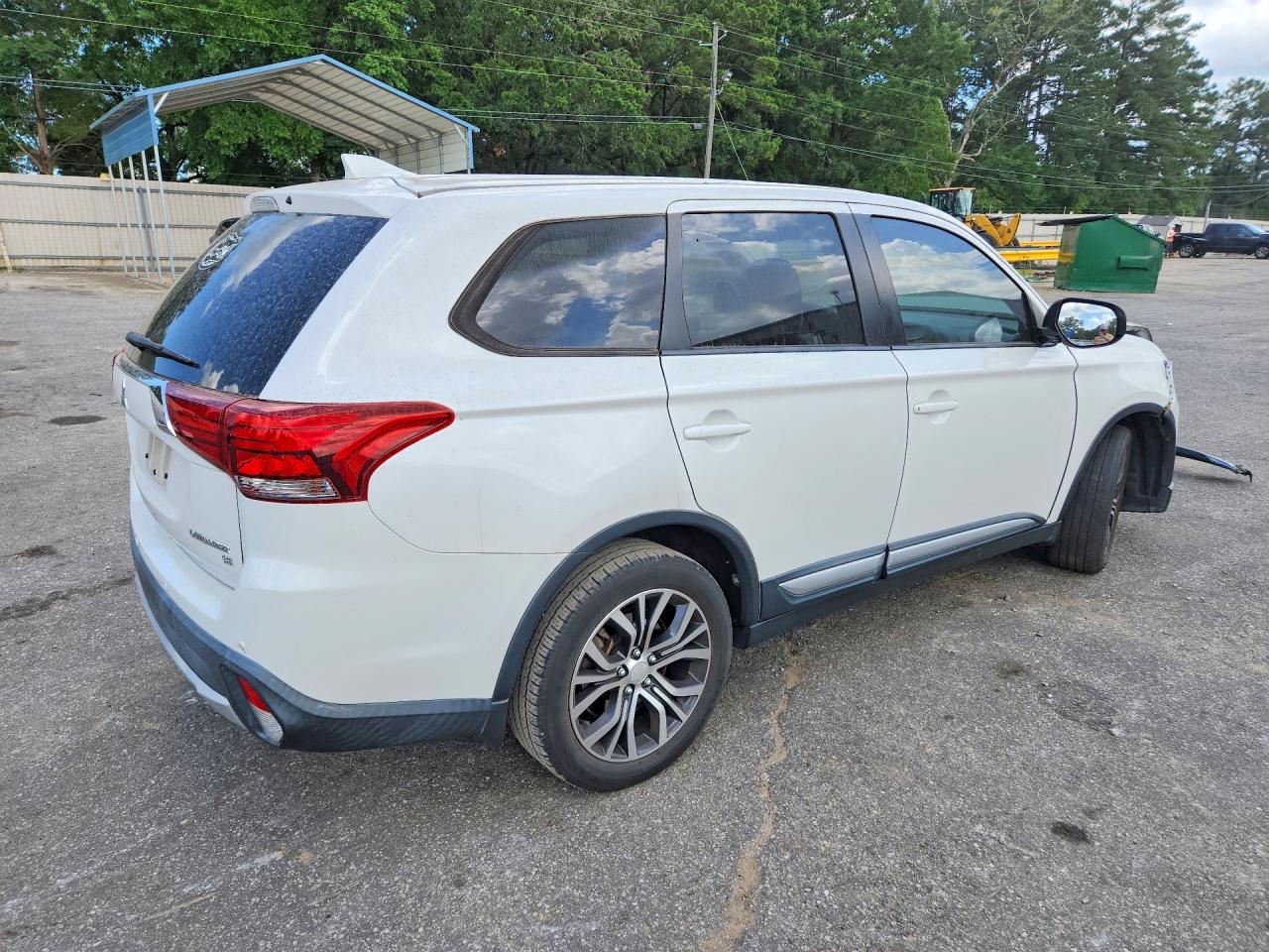 2018 Mitsubishi Outlander Se White vin: JA4AD3A35JZ033456