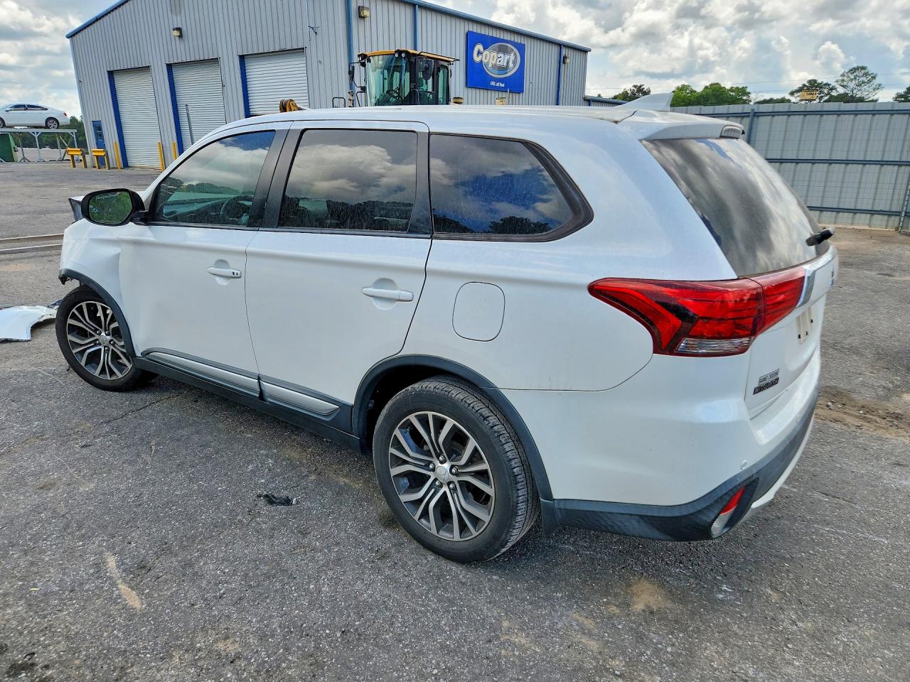 2018 Mitsubishi Outlander Se White vin: JA4AD3A35JZ033456