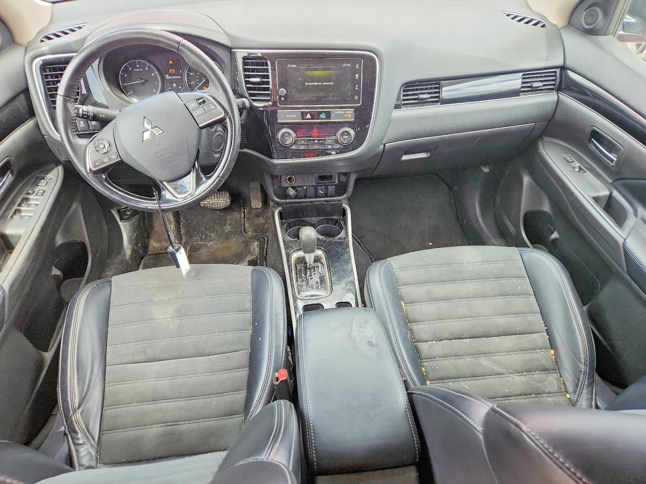 2019 Mitsubishi Outlander Se Red vin: JA4AD3A35KZ005853