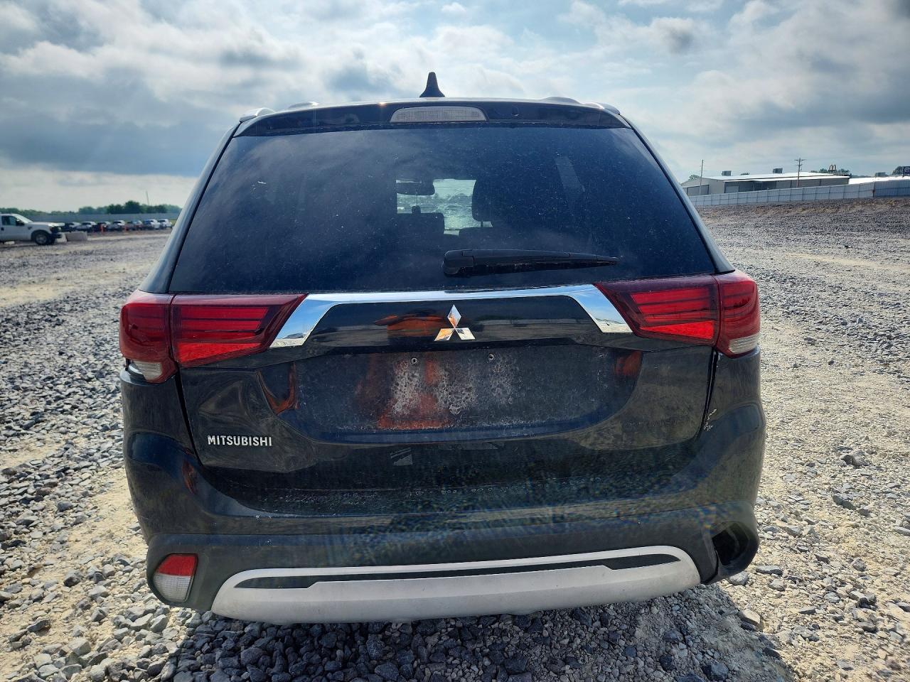 2019 Mitsubishi Outlander Se Черный vin: JA4AD3A35KZ017808