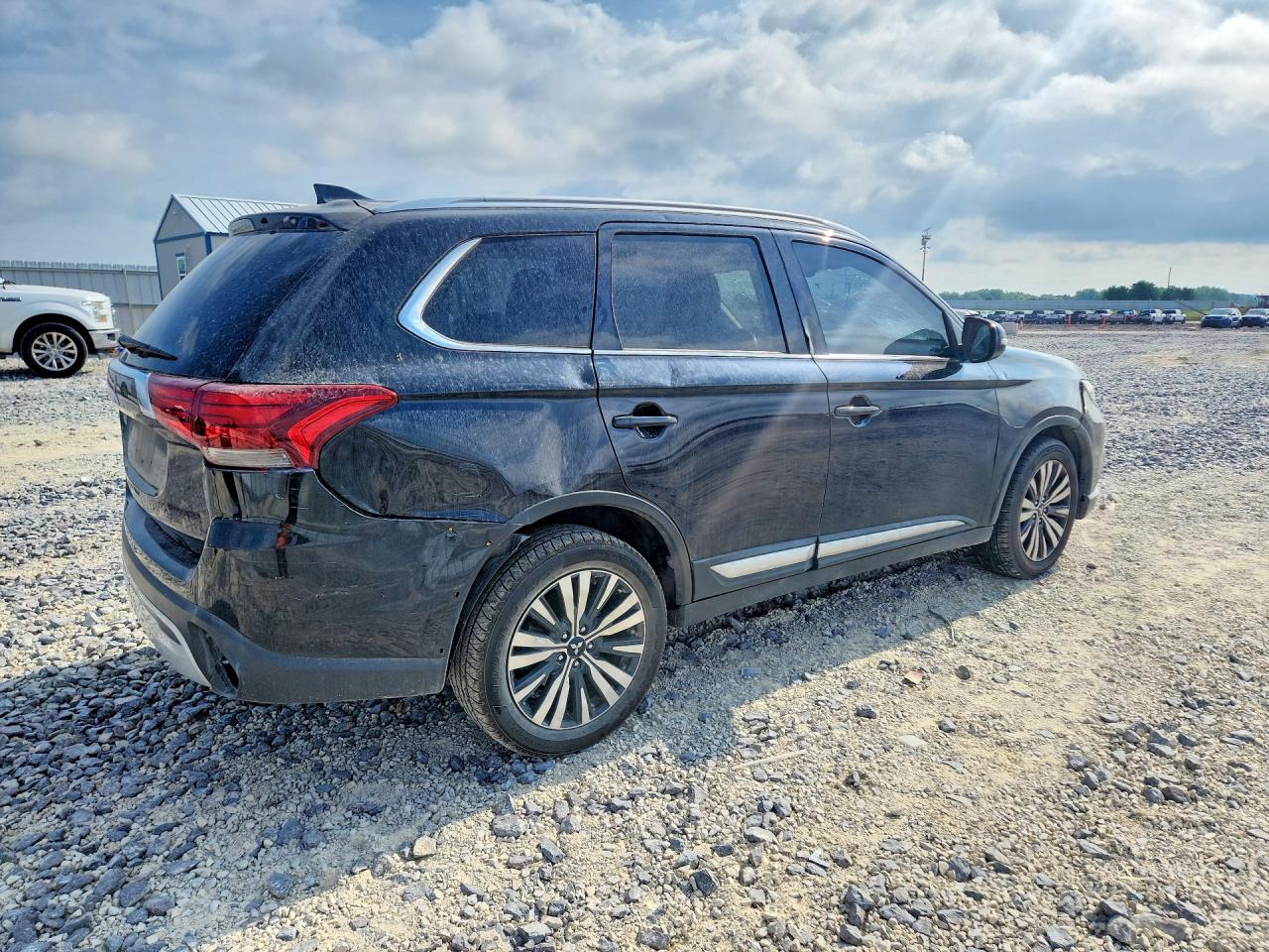 2019 Mitsubishi Outlander Se Черный vin: JA4AD3A35KZ017808