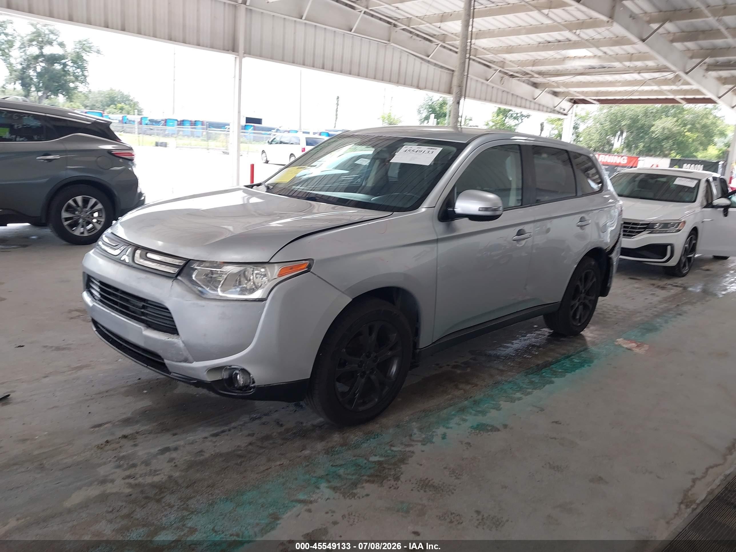 2014 Mitsubishi Outlander Se Silver vin: JA4AD3A36EZ015795