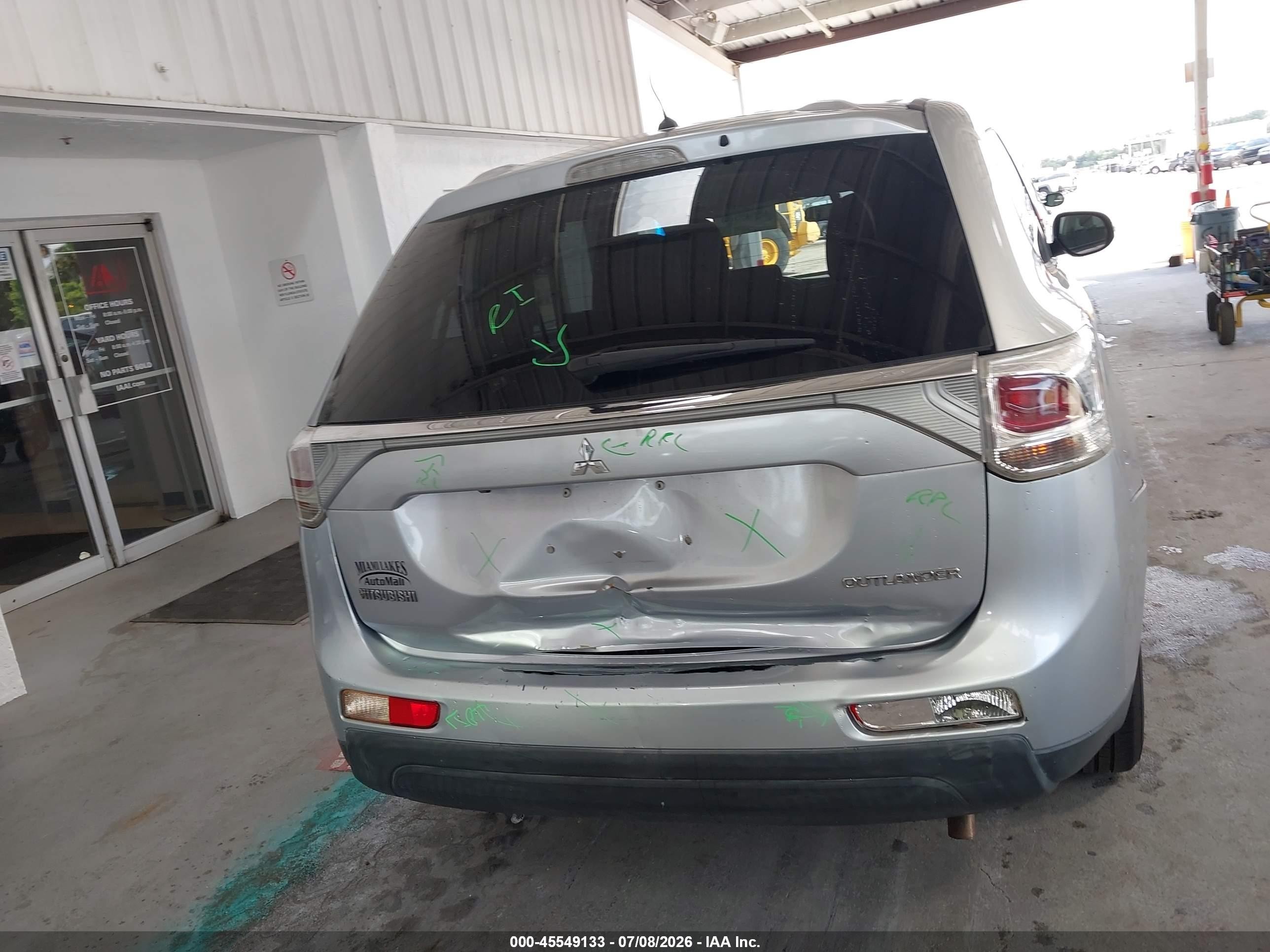 2014 Mitsubishi Outlander Se Silver vin: JA4AD3A36EZ015795