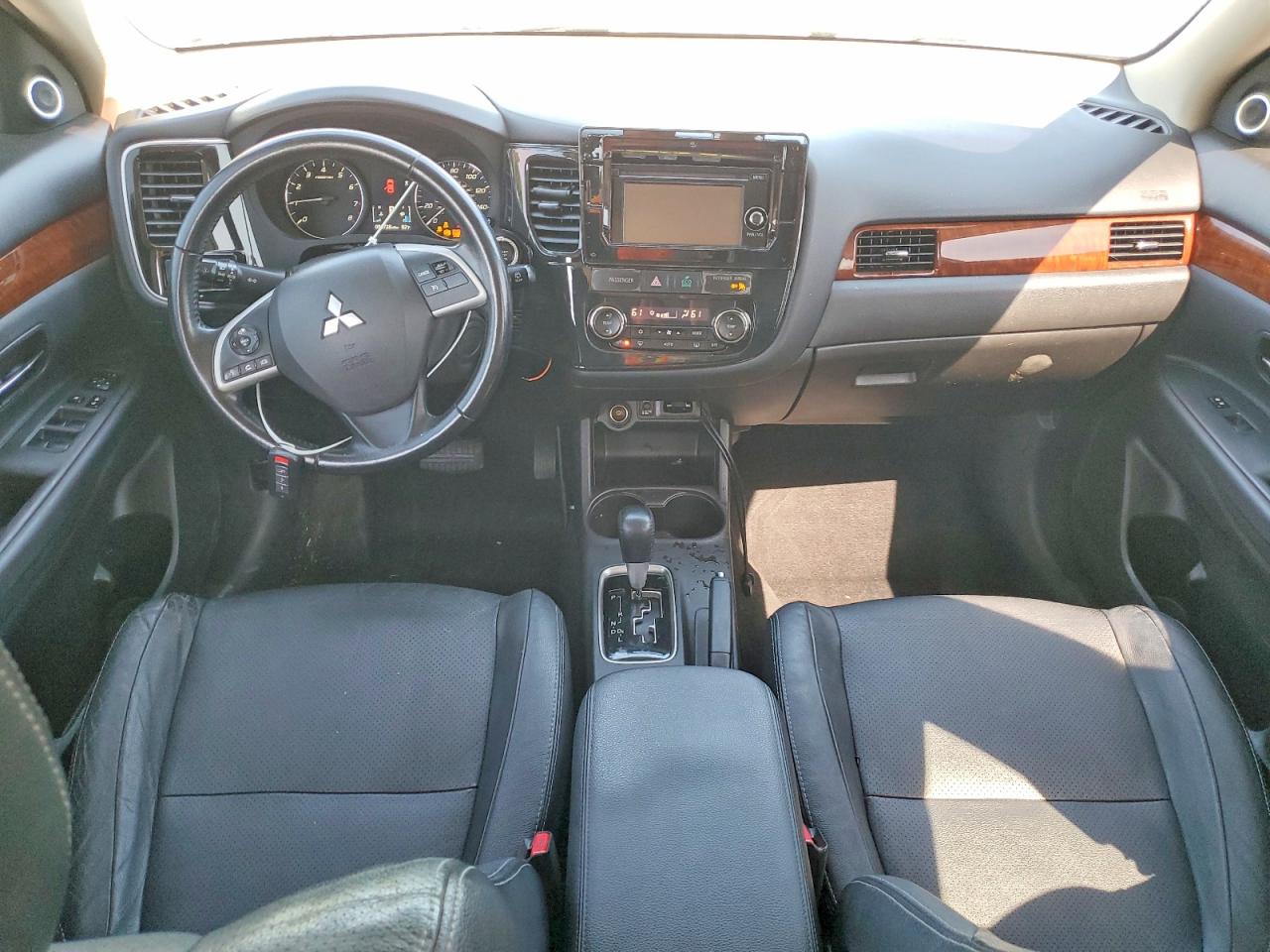 2014 Mitsubishi Outlander Se Silver vin: JA4AD3A36EZ019992