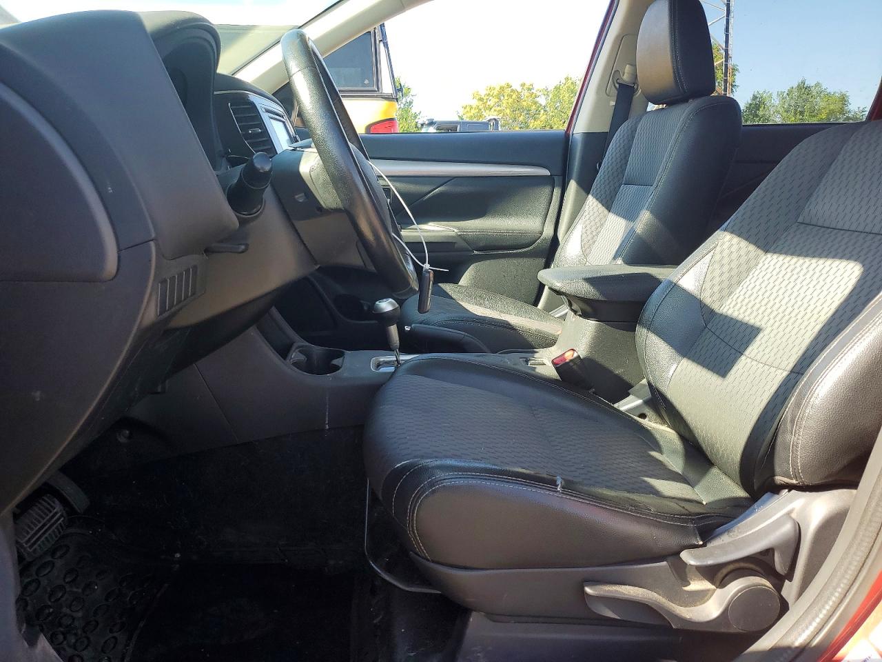2015 Mitsubishi Outlander Se Red vin: JA4AD3A36FZ008895