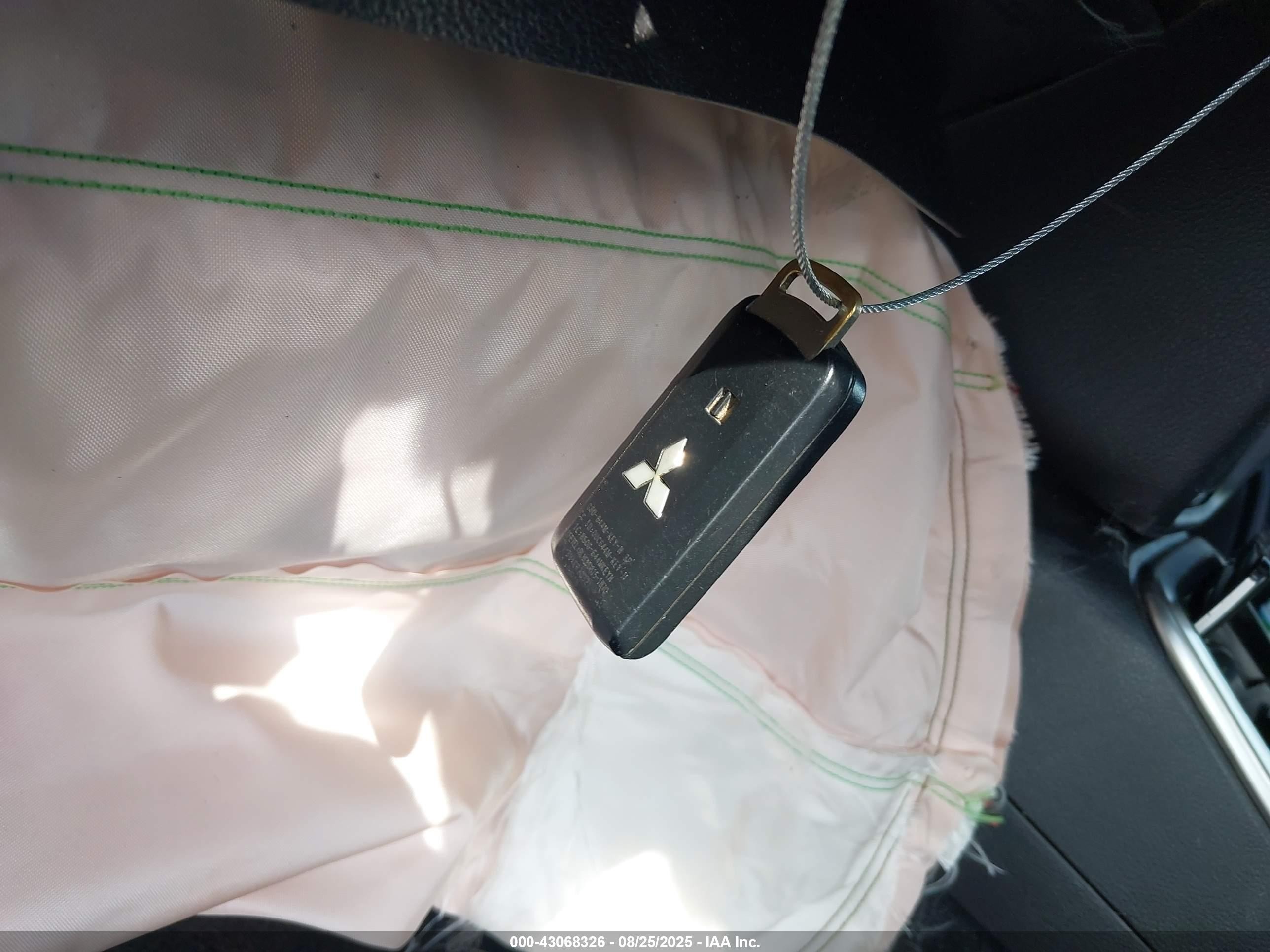 2018 Mitsubishi Outlander Se Серебряный vin: JA4AD3A36JJ001808