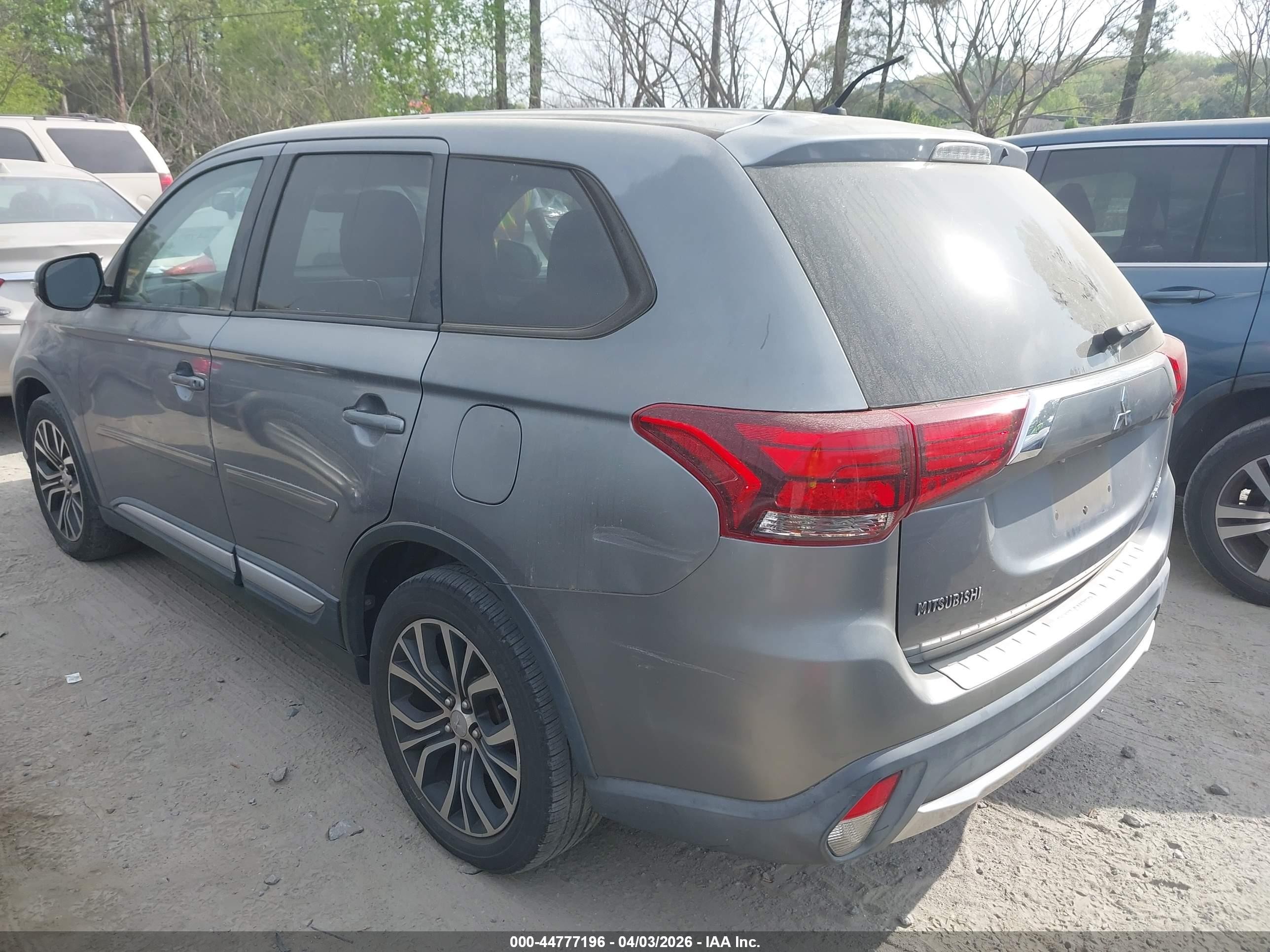 2016 Mitsubishi Outlander Se Серый vin: JA4AD3A37GZ007532