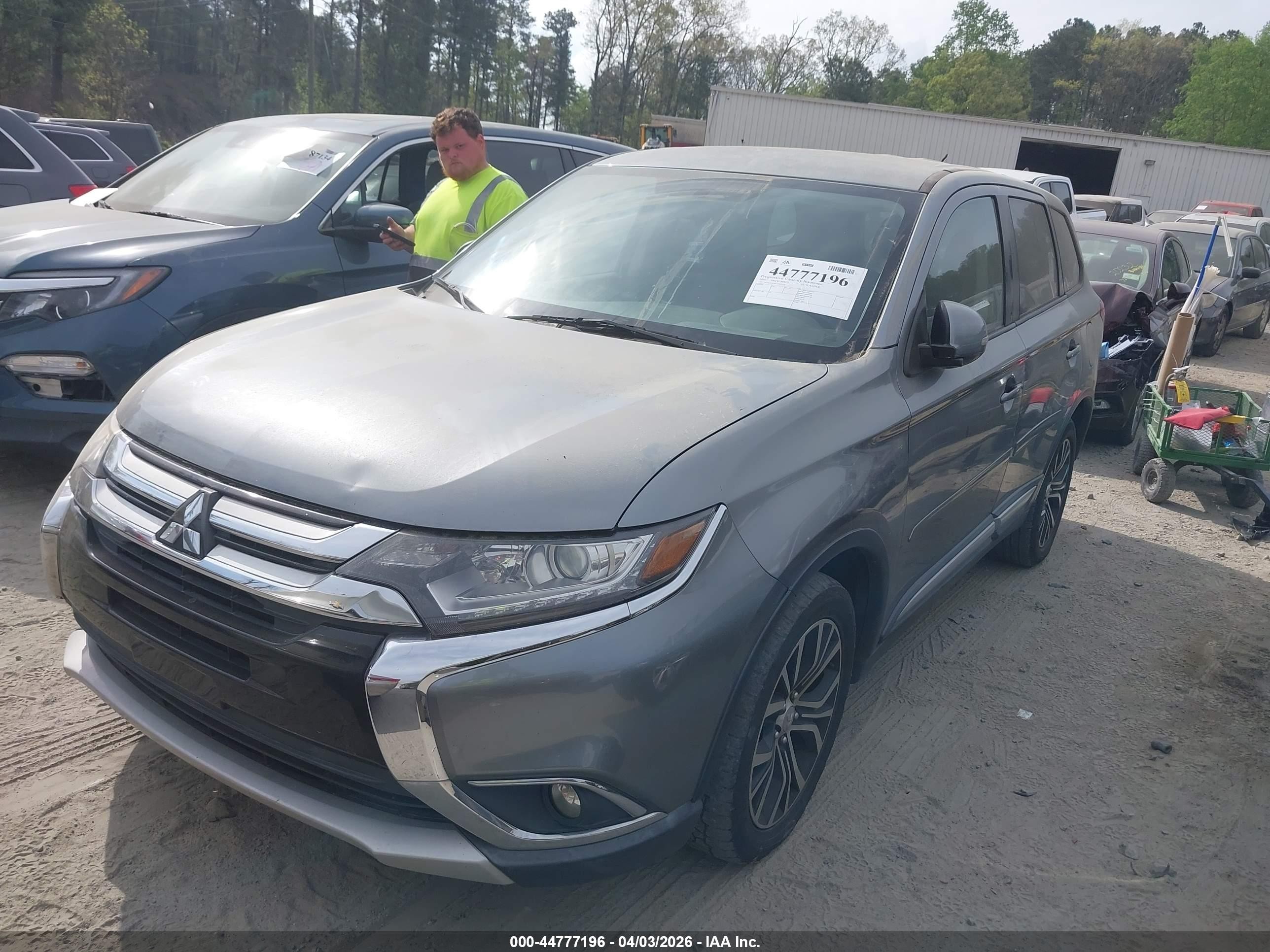 2016 Mitsubishi Outlander Se Серый vin: JA4AD3A37GZ007532