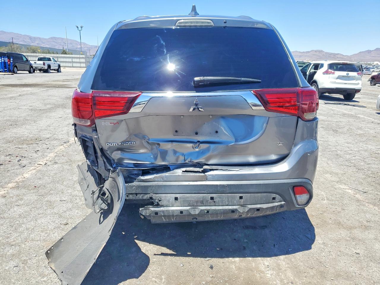 2020 Mitsubishi Outlander Se/sel/le Silver vin: JA4AD3A37LZ023952