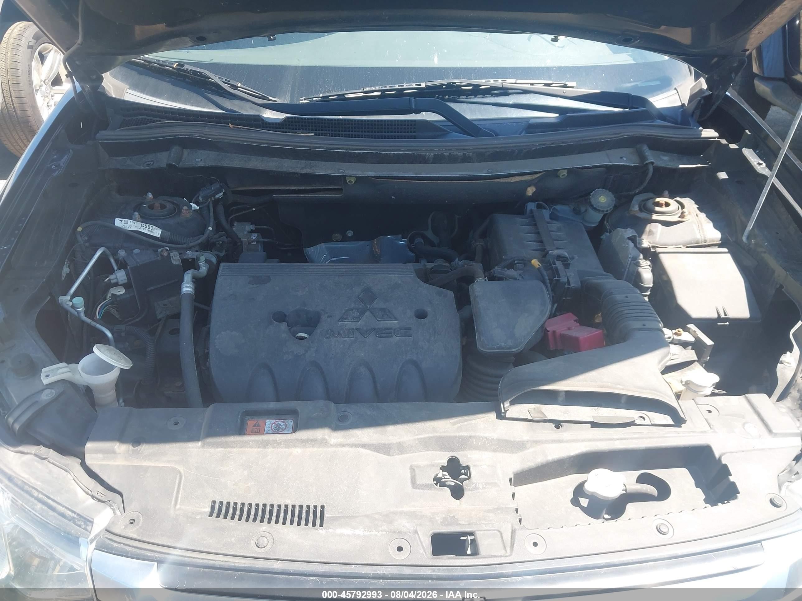2015 Mitsubishi Outlander Se Черный vin: JA4AD3A38FZ004055