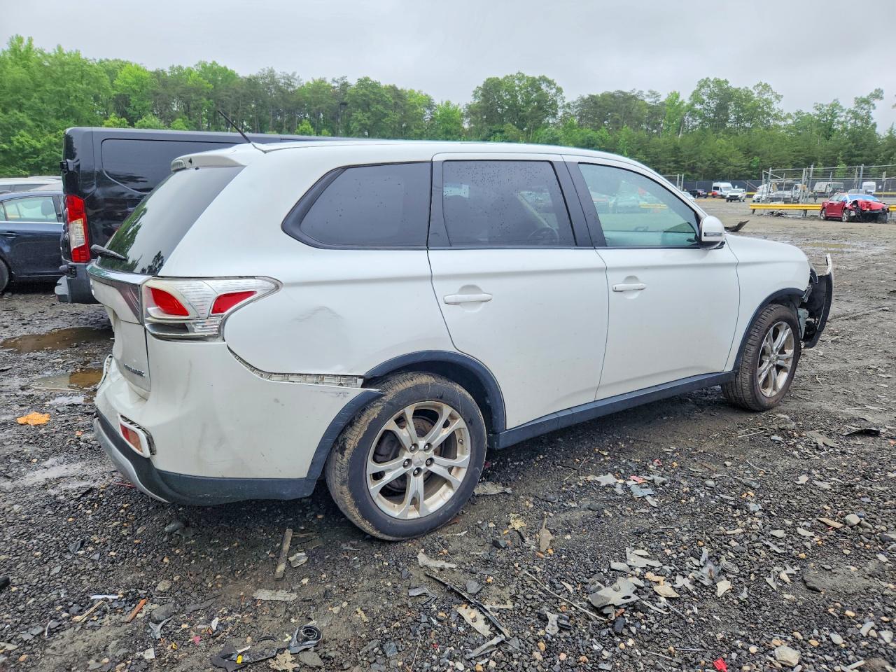 2015 Mitsubishi Outlander Se White vin: JA4AD3A39FZ004226
