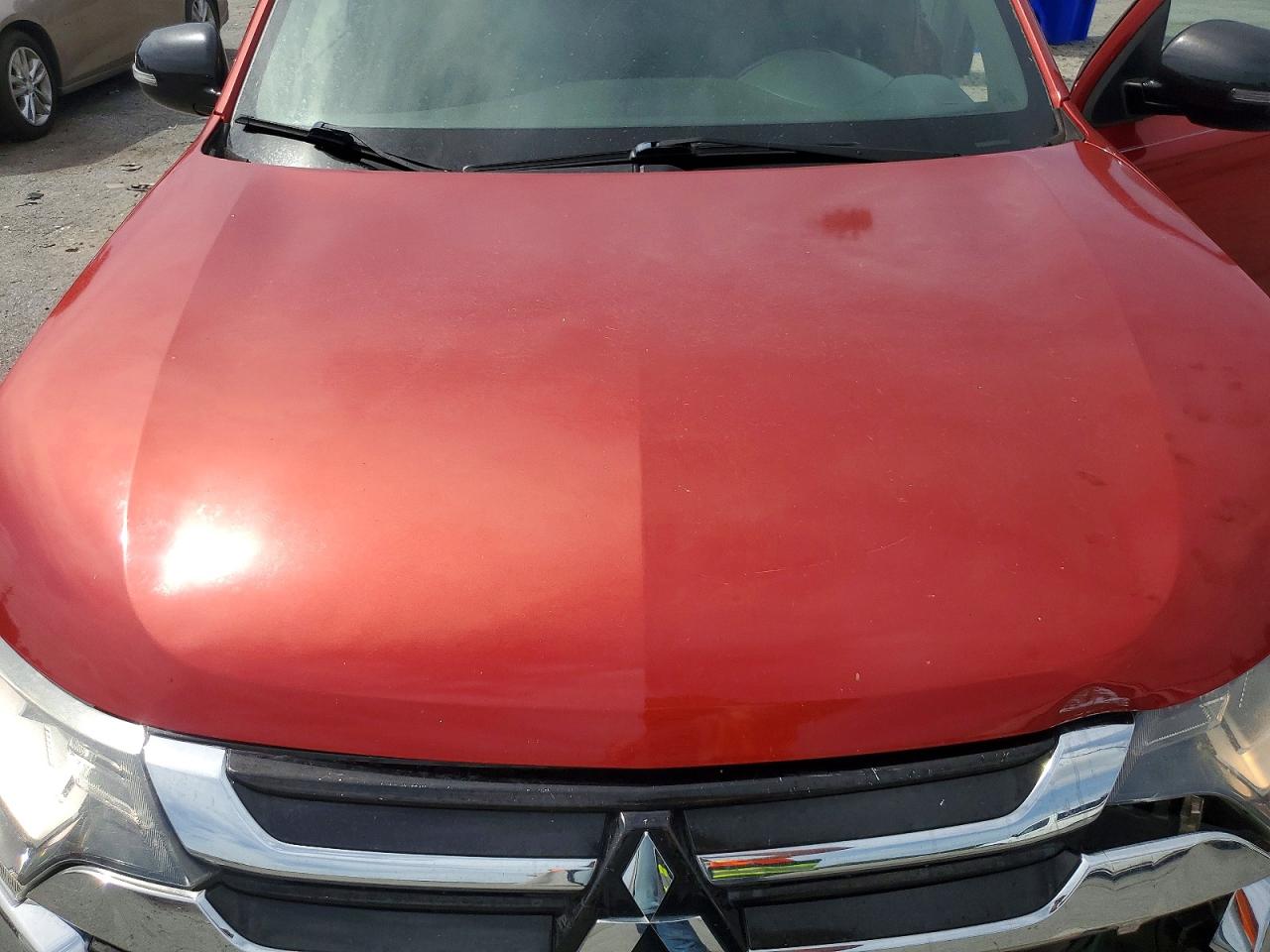 2018 Mitsubishi Outlander Se Burgundy vin: JA4AD3A39JZ035260