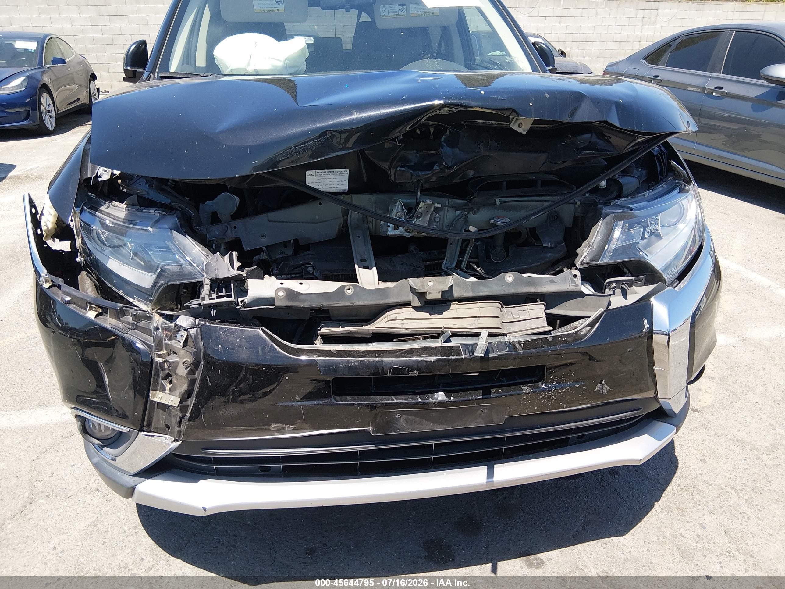 2018 Mitsubishi Outlander Se Black vin: JA4AD3A39JZ042497