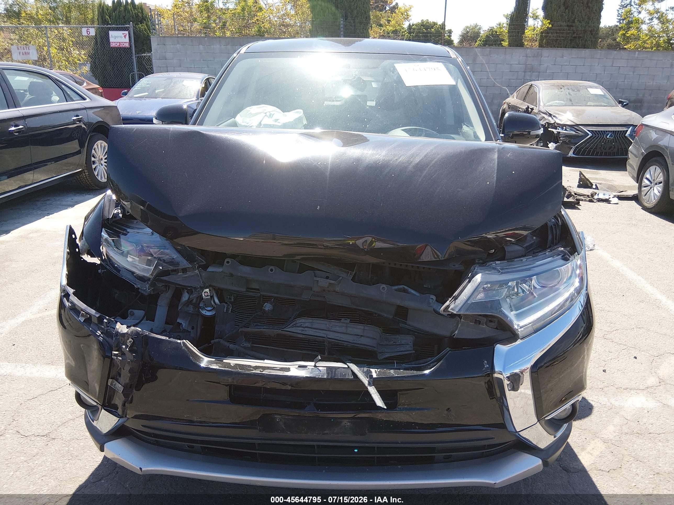 2018 Mitsubishi Outlander Se Black vin: JA4AD3A39JZ042497