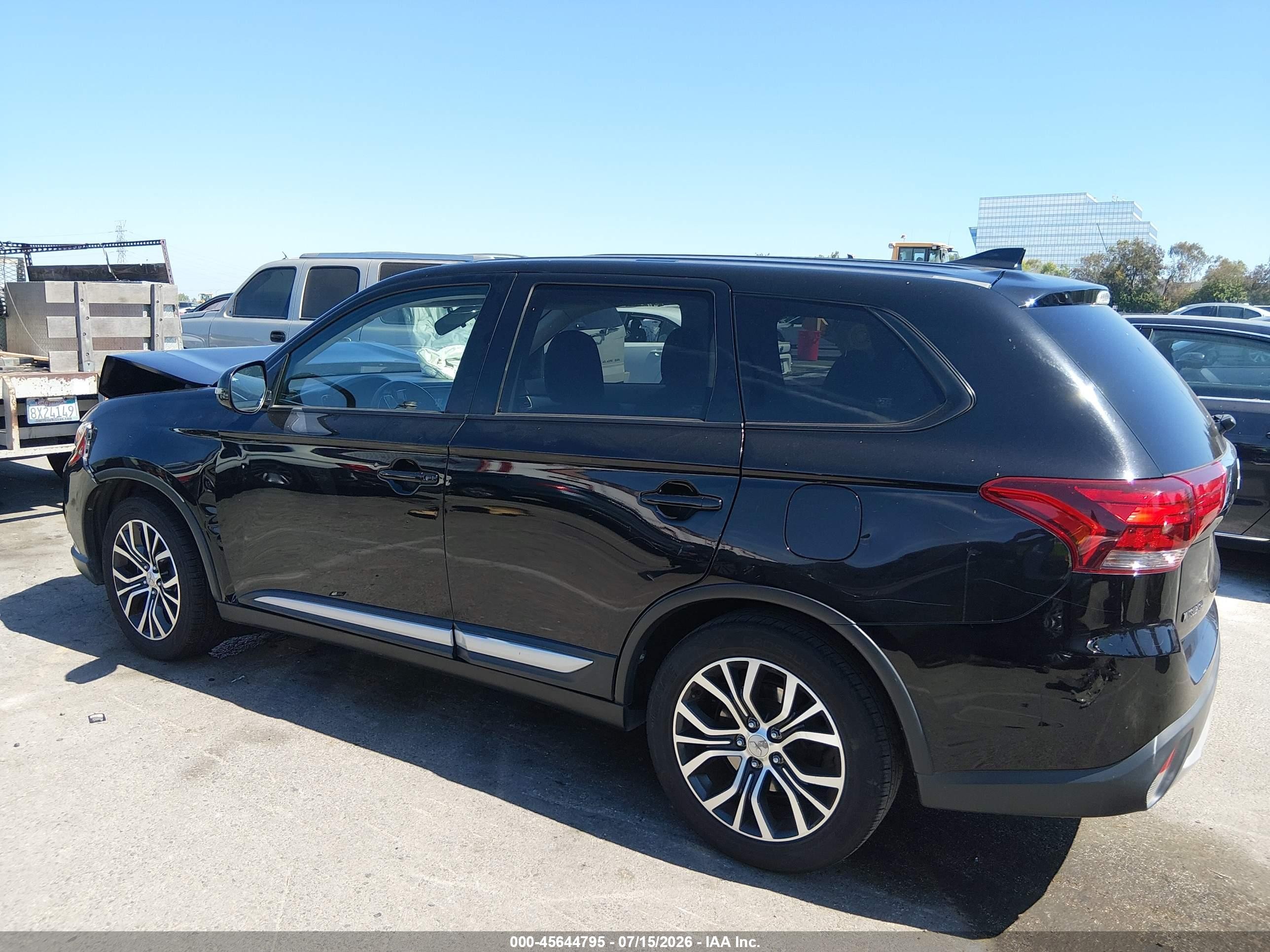2018 Mitsubishi Outlander Se Black vin: JA4AD3A39JZ042497