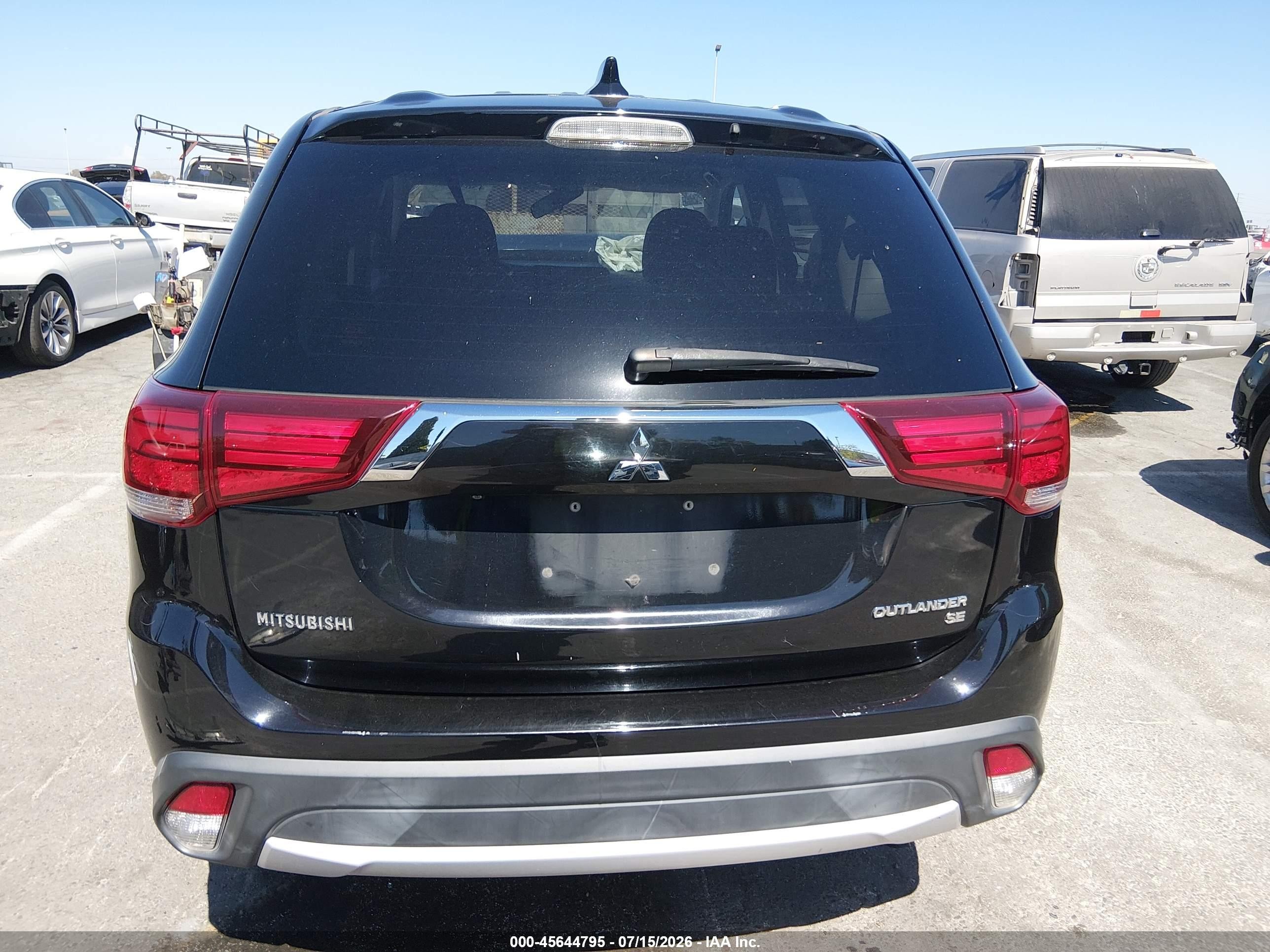 2018 Mitsubishi Outlander Se Black vin: JA4AD3A39JZ042497