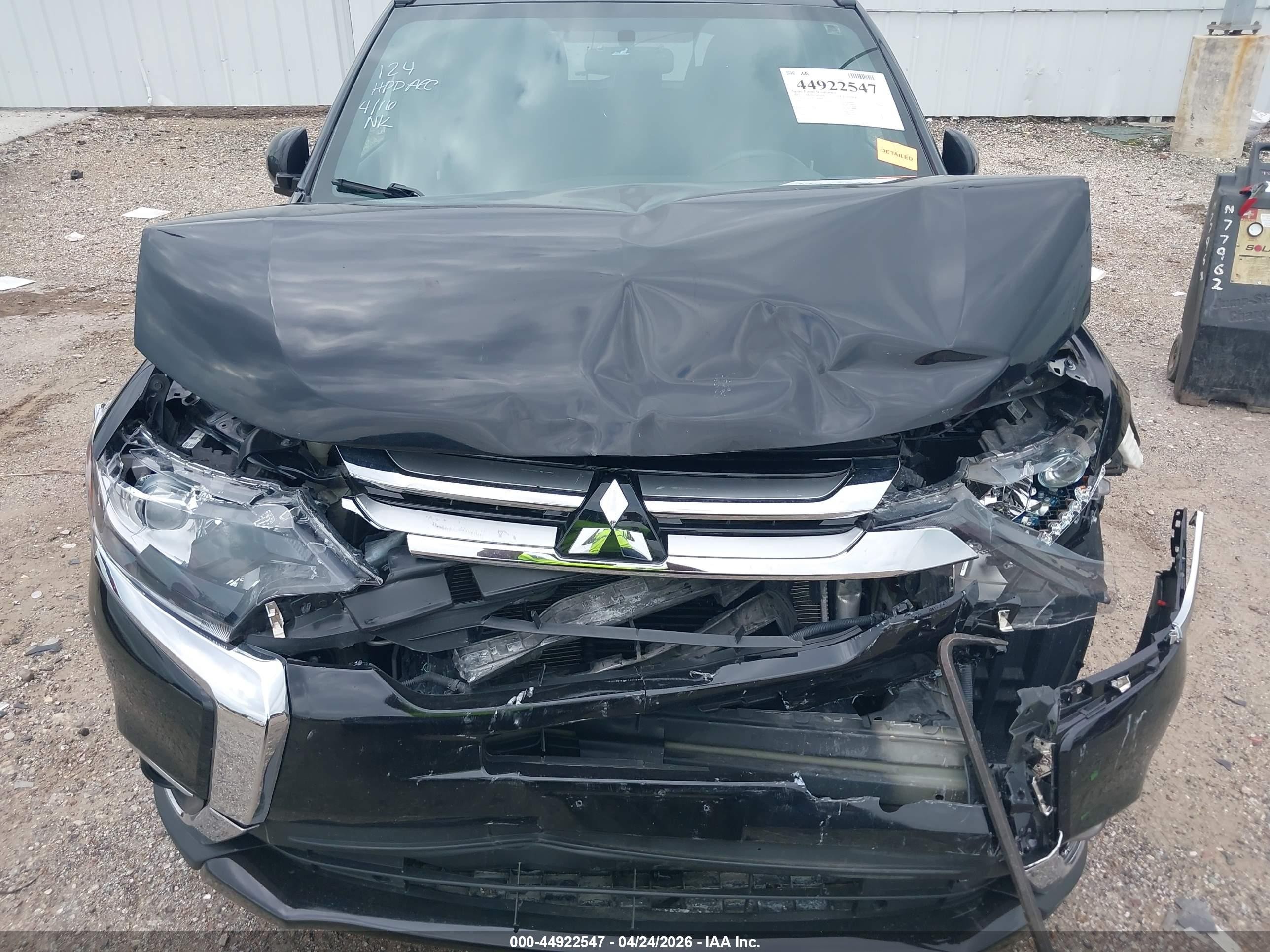 2018 Mitsubishi Outlander Le Черный vin: JA4AD3A39JZ046887