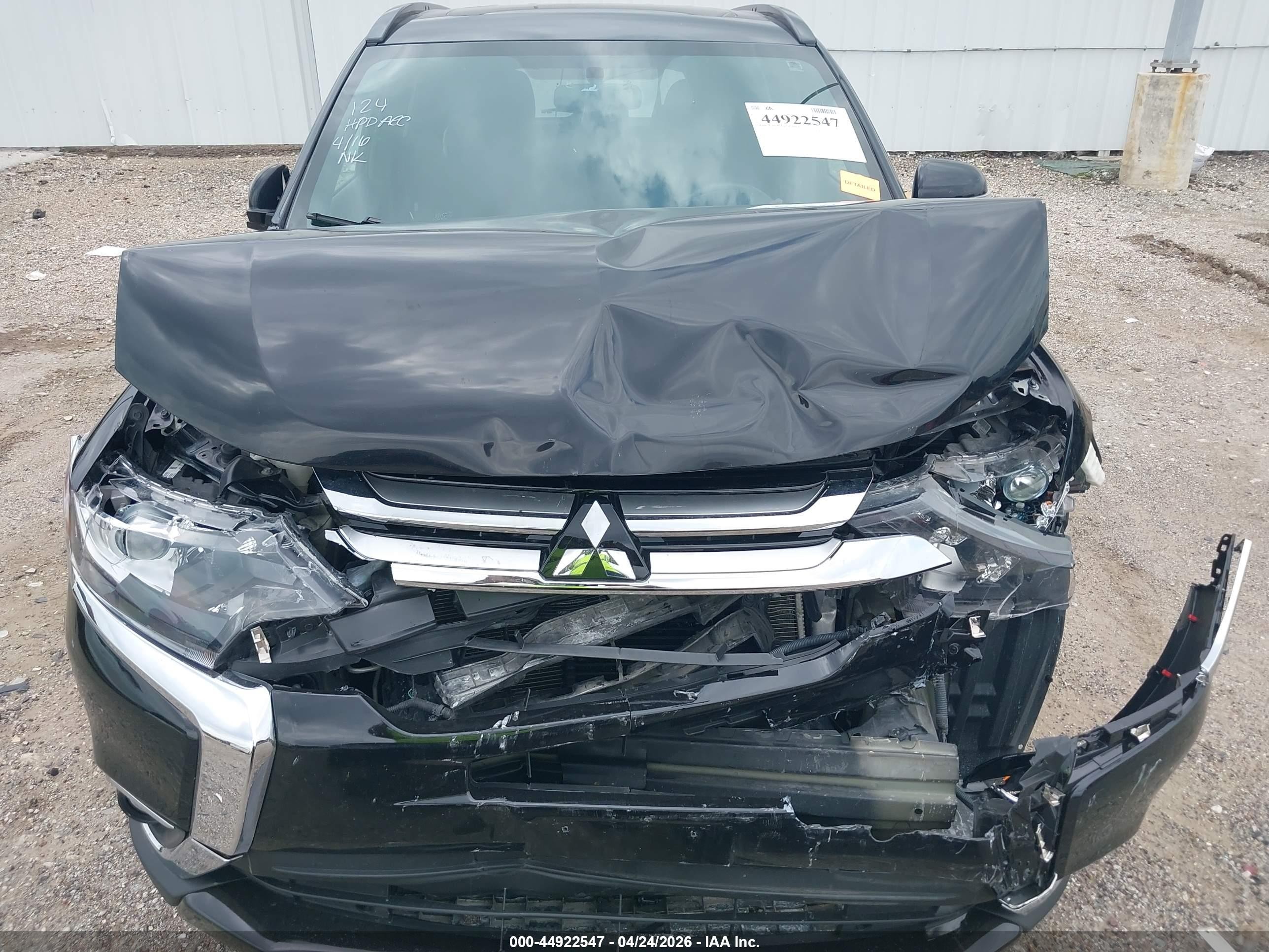 2018 Mitsubishi Outlander Le Черный vin: JA4AD3A39JZ046887