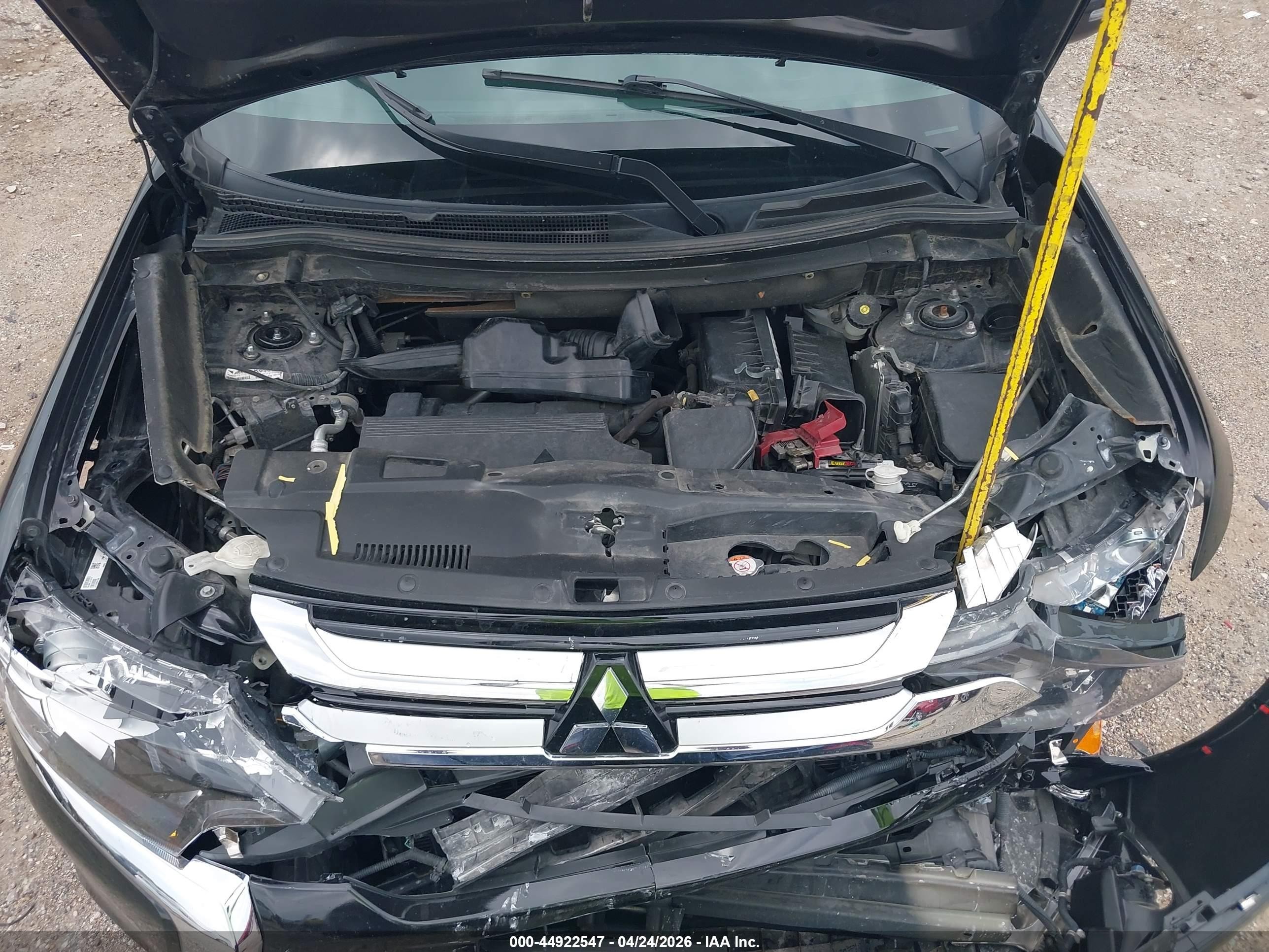 2018 Mitsubishi Outlander Le Черный vin: JA4AD3A39JZ046887