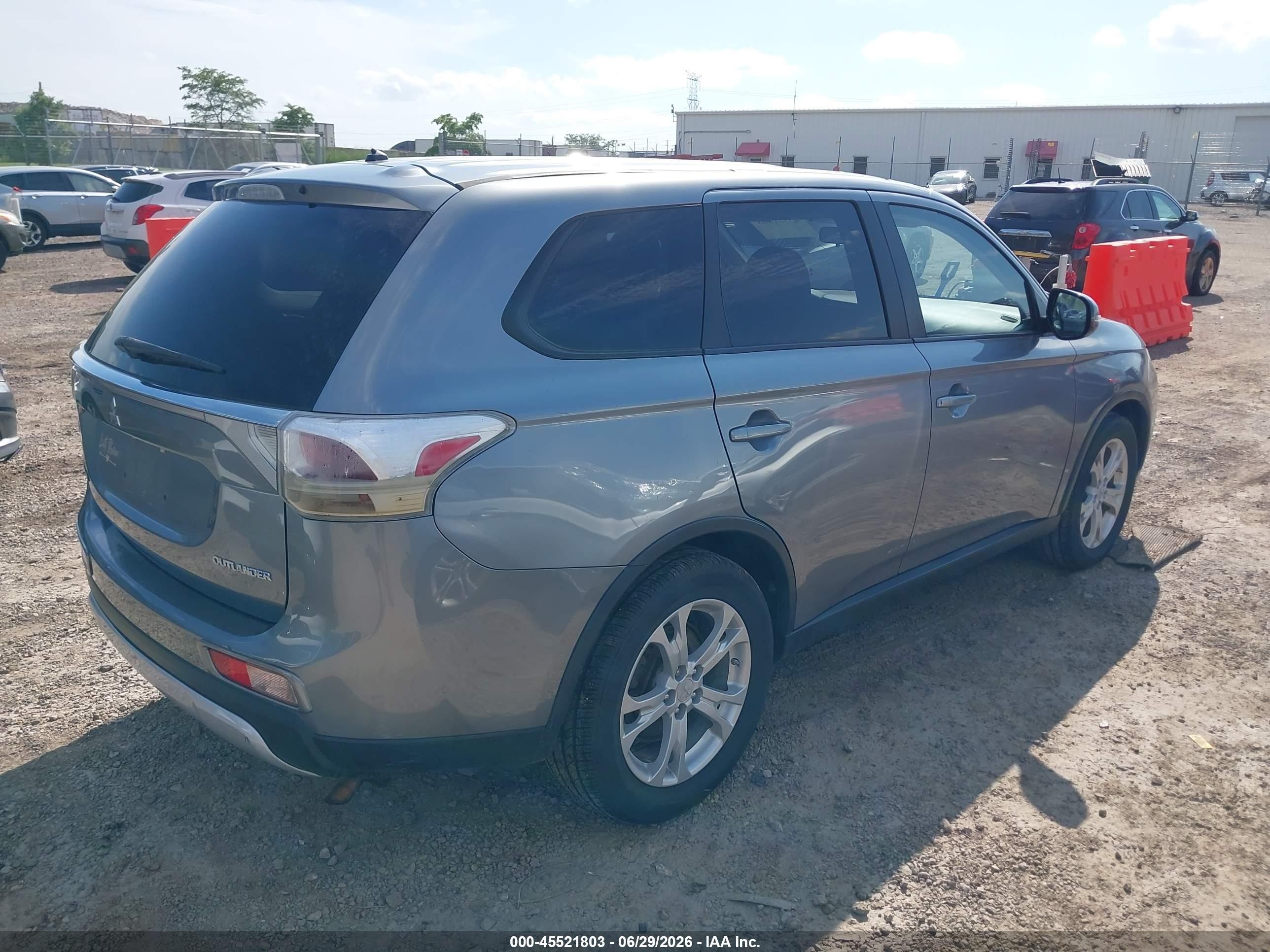 2015 Mitsubishi Outlander Se Gray vin: JA4AD3A3XFZ008902