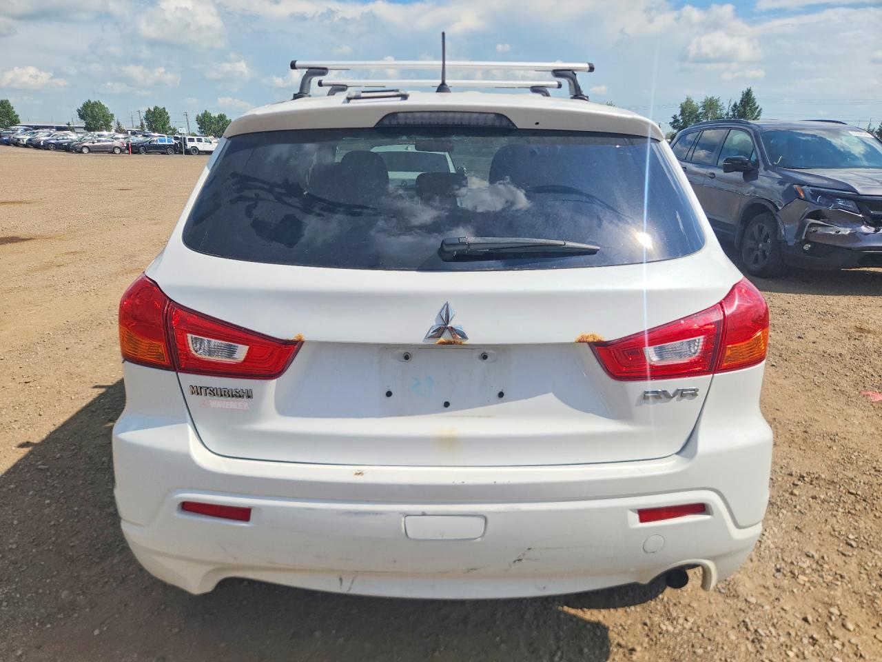 2011 Mitsubishi Rvr Se White vin: JA4AH3AU2BZ603525