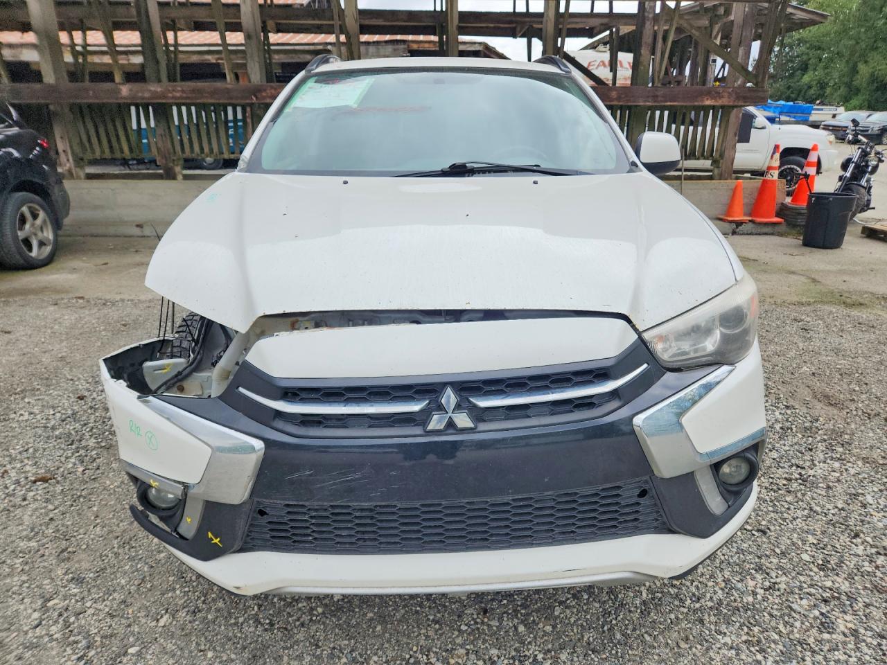2018 Mitsubishi Rvr Se Limited White vin: JA4AJ4AW9JU600659