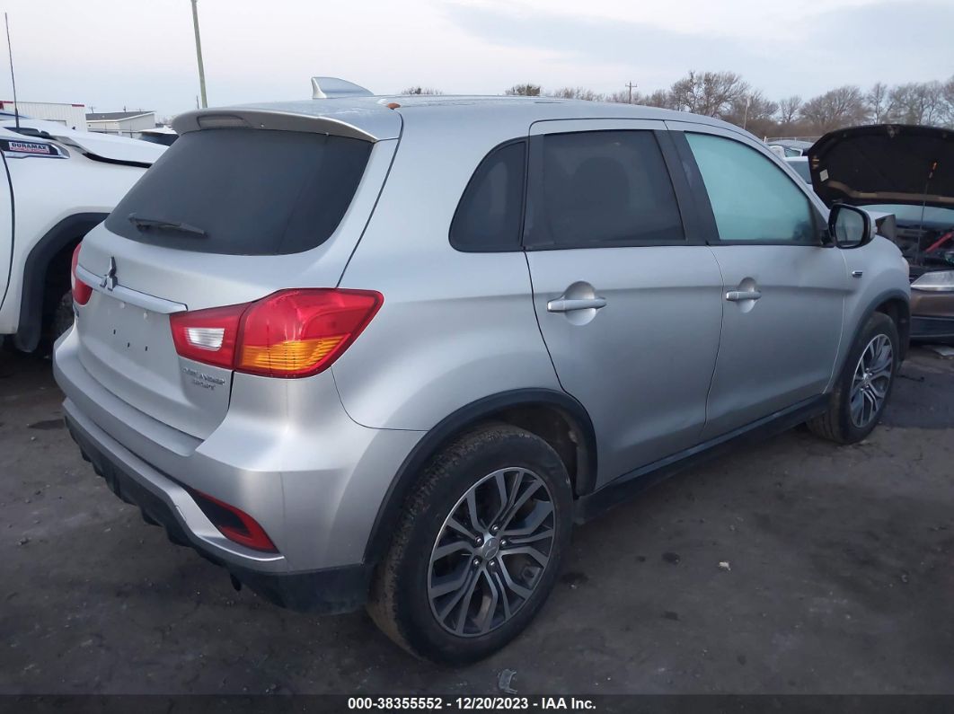 2019 Mitsubishi Outlander Sport 2.0 Es Silver vin: JA4AP3AU0KU007555