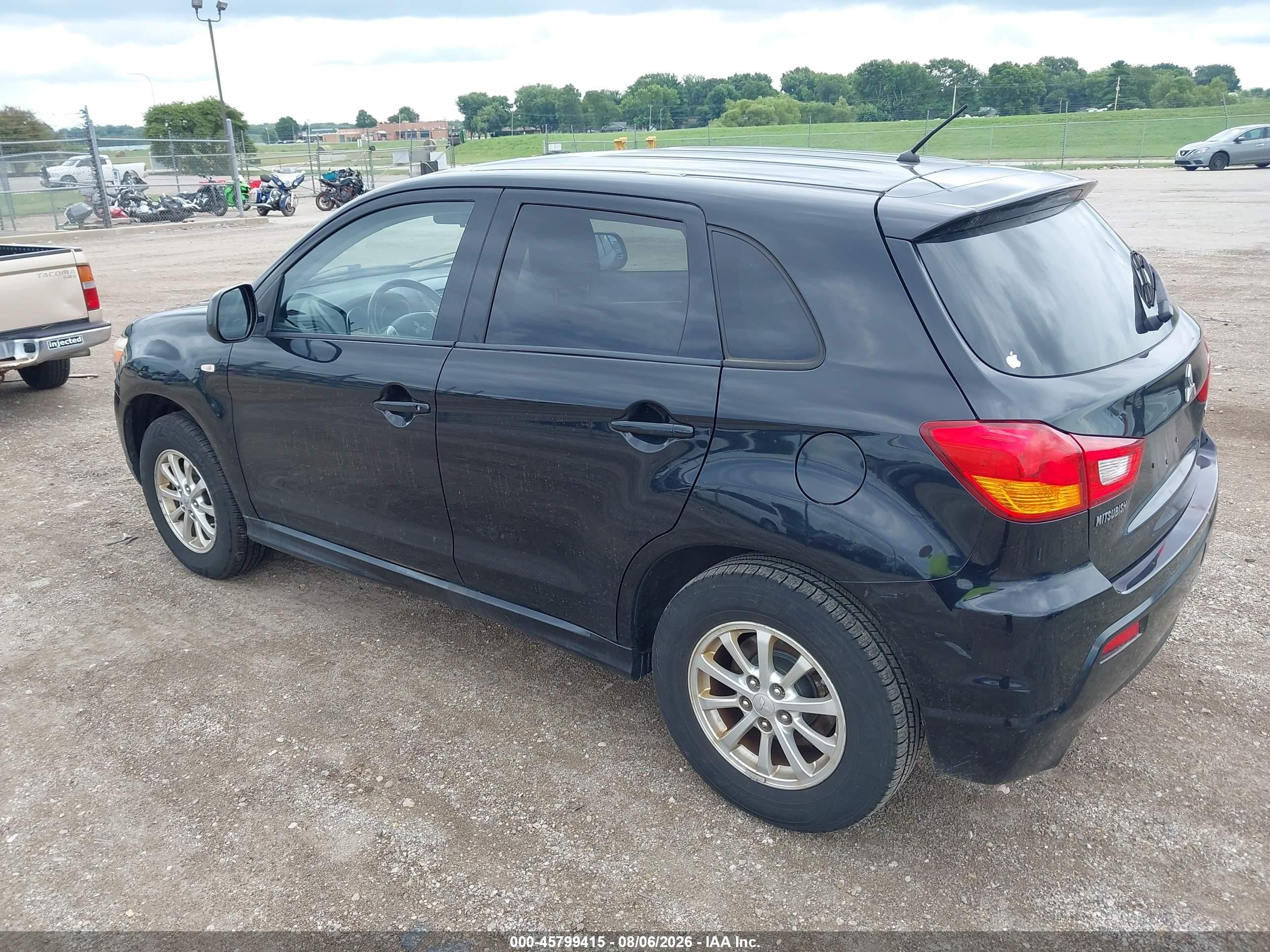 2011 Mitsubishi Outlander Sport Es Черный vin: JA4AP3AU1BZ008975