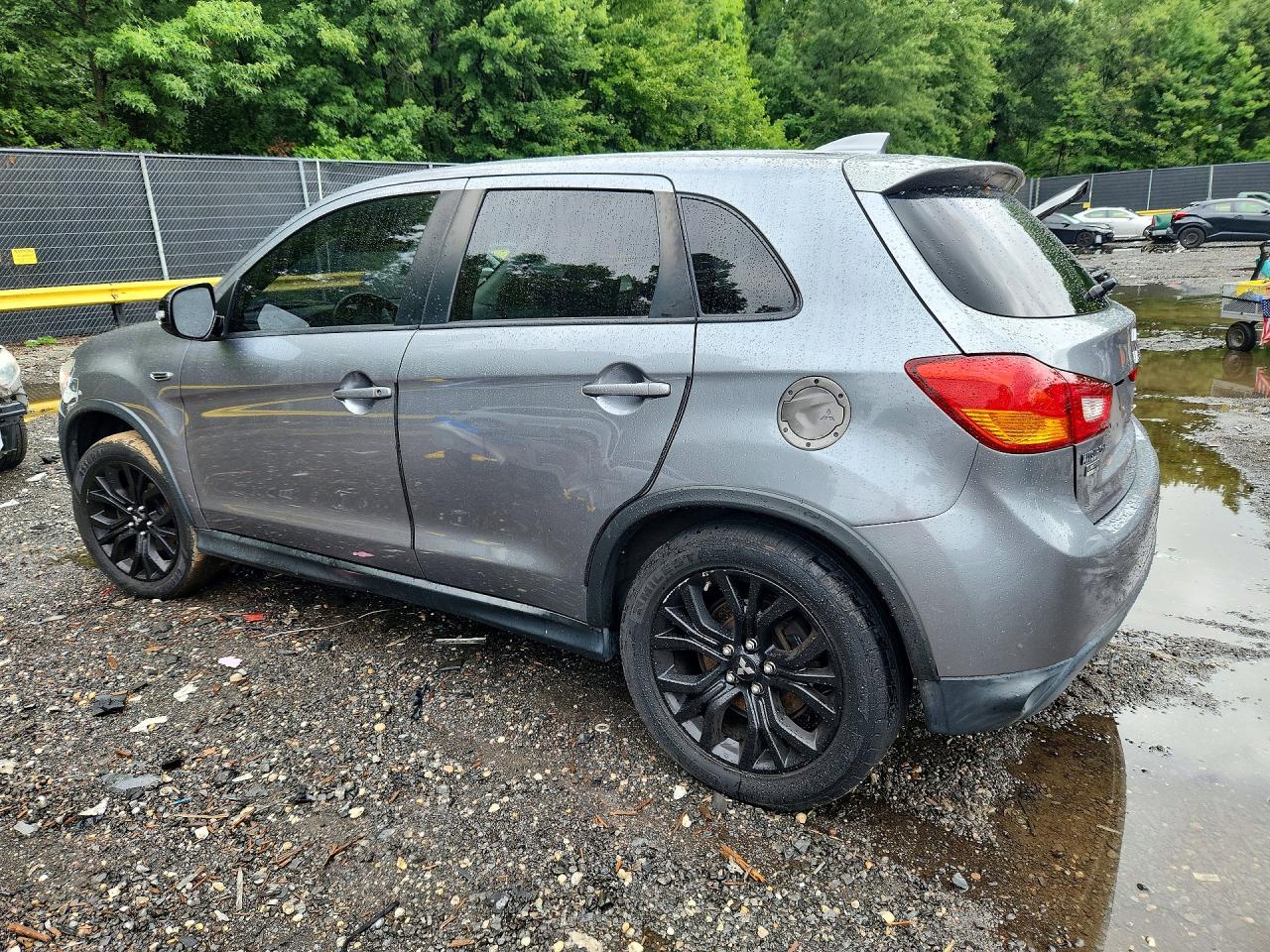 2017 Mitsubishi Outlander Sport Es Gray vin: JA4AP3AU1HZ034291