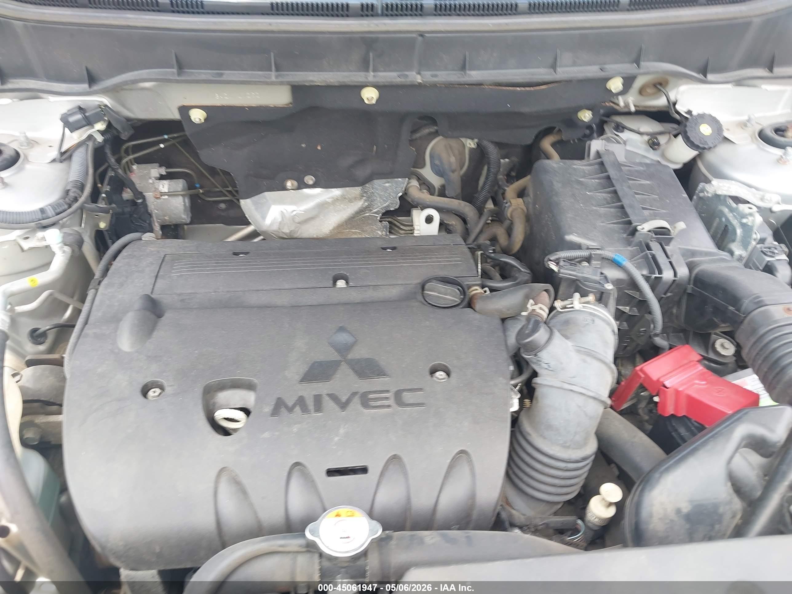 2019 Mitsubishi Outlander Sport 2.0 Es Silver vin: JA4AP3AU2KU028200