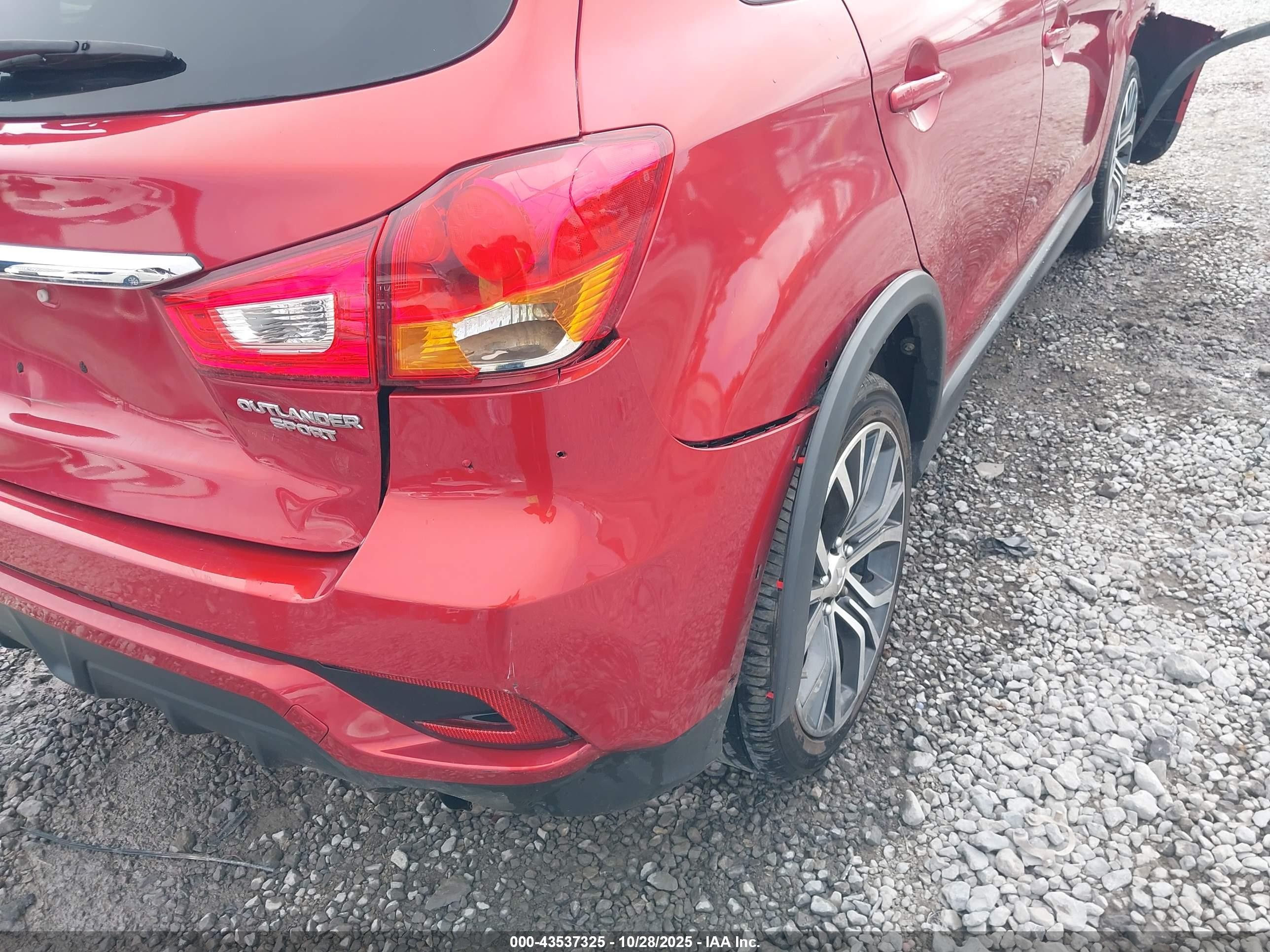 2019 Mitsubishi Outlander Sport 2.0 Es Red vin: JA4AP3AU3KU002852