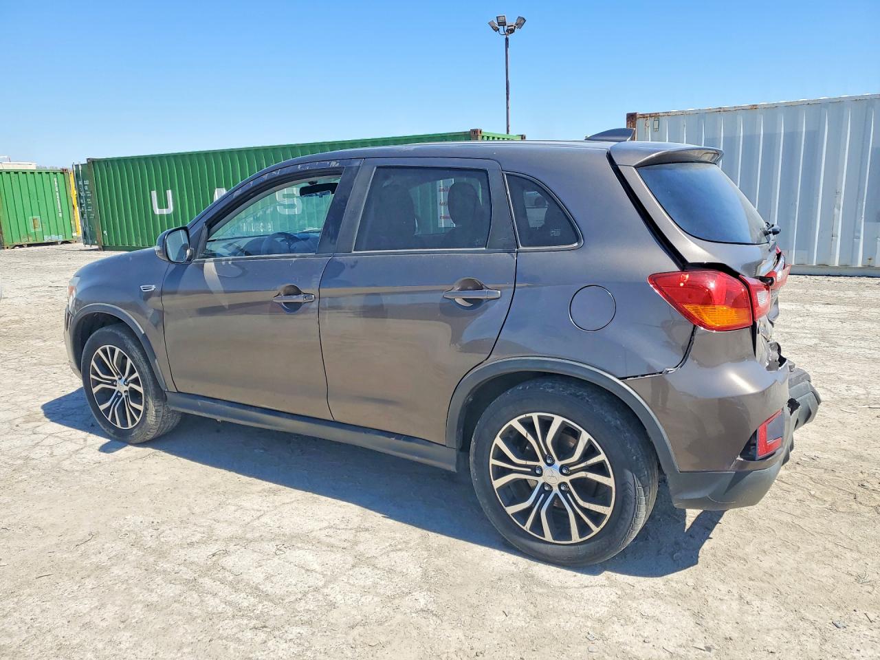 2019 Mitsubishi Outlander Sport Es Brown vin: JA4AP3AU3KU031610