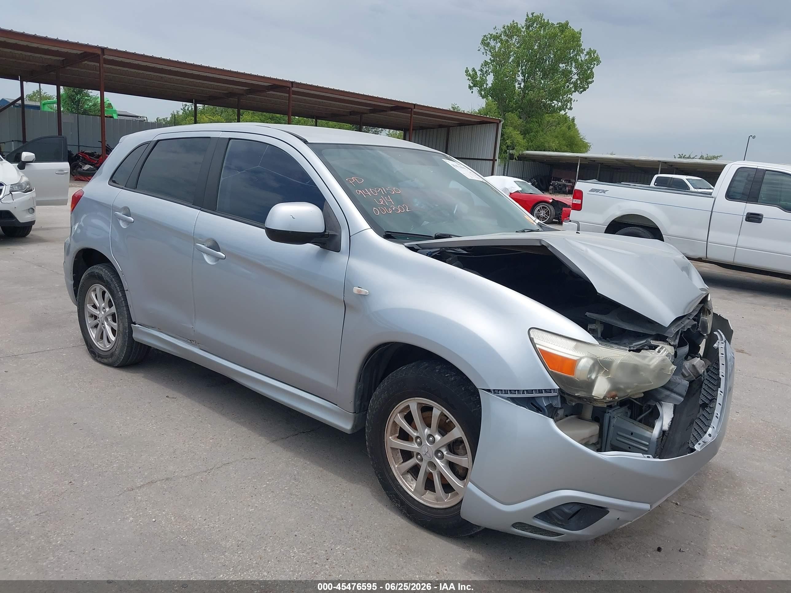 2012 Mitsubishi Outlander Sport Es Silver vin: JA4AP3AU4CZ006302