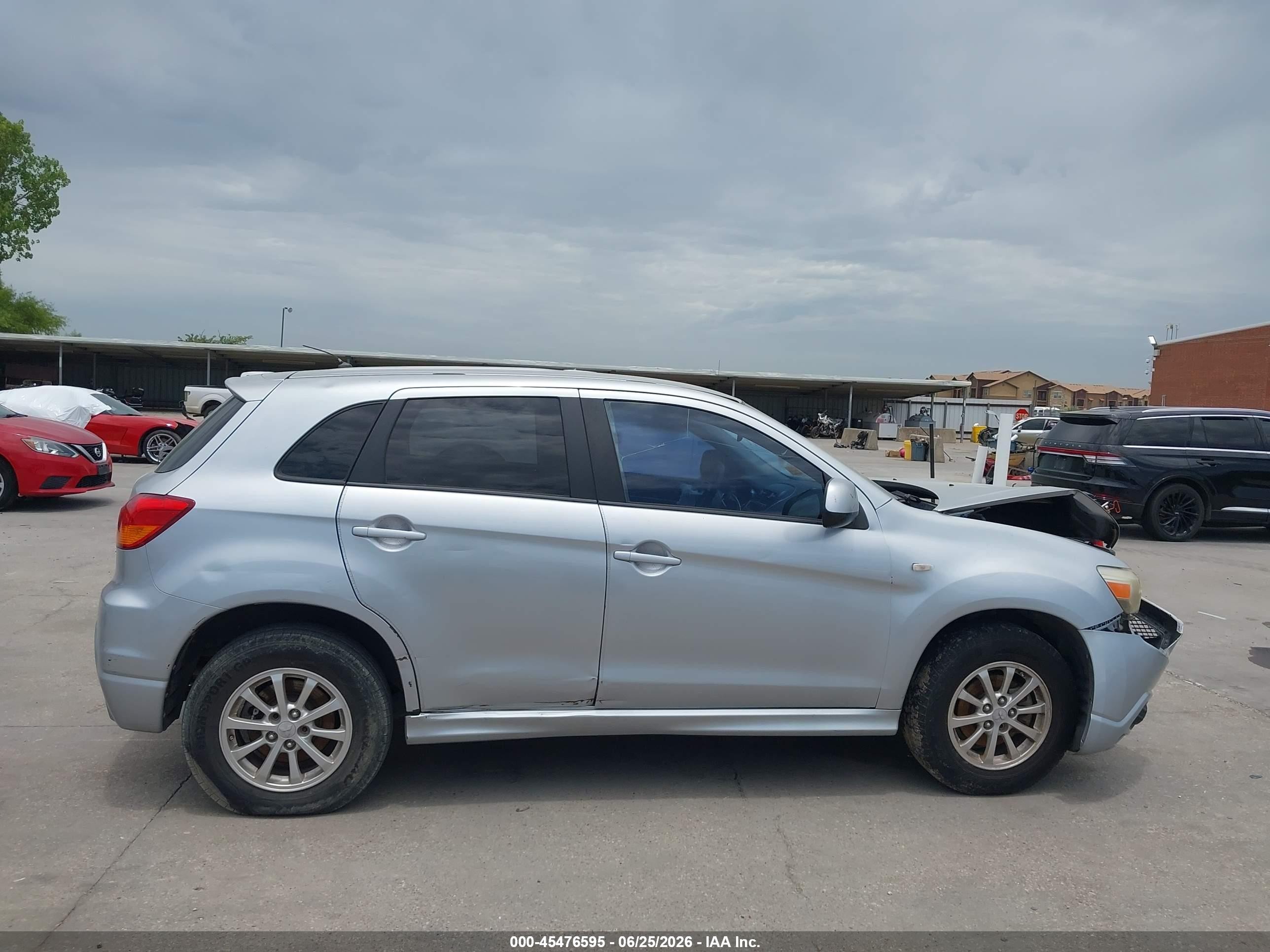 2012 Mitsubishi Outlander Sport Es Silver vin: JA4AP3AU4CZ006302