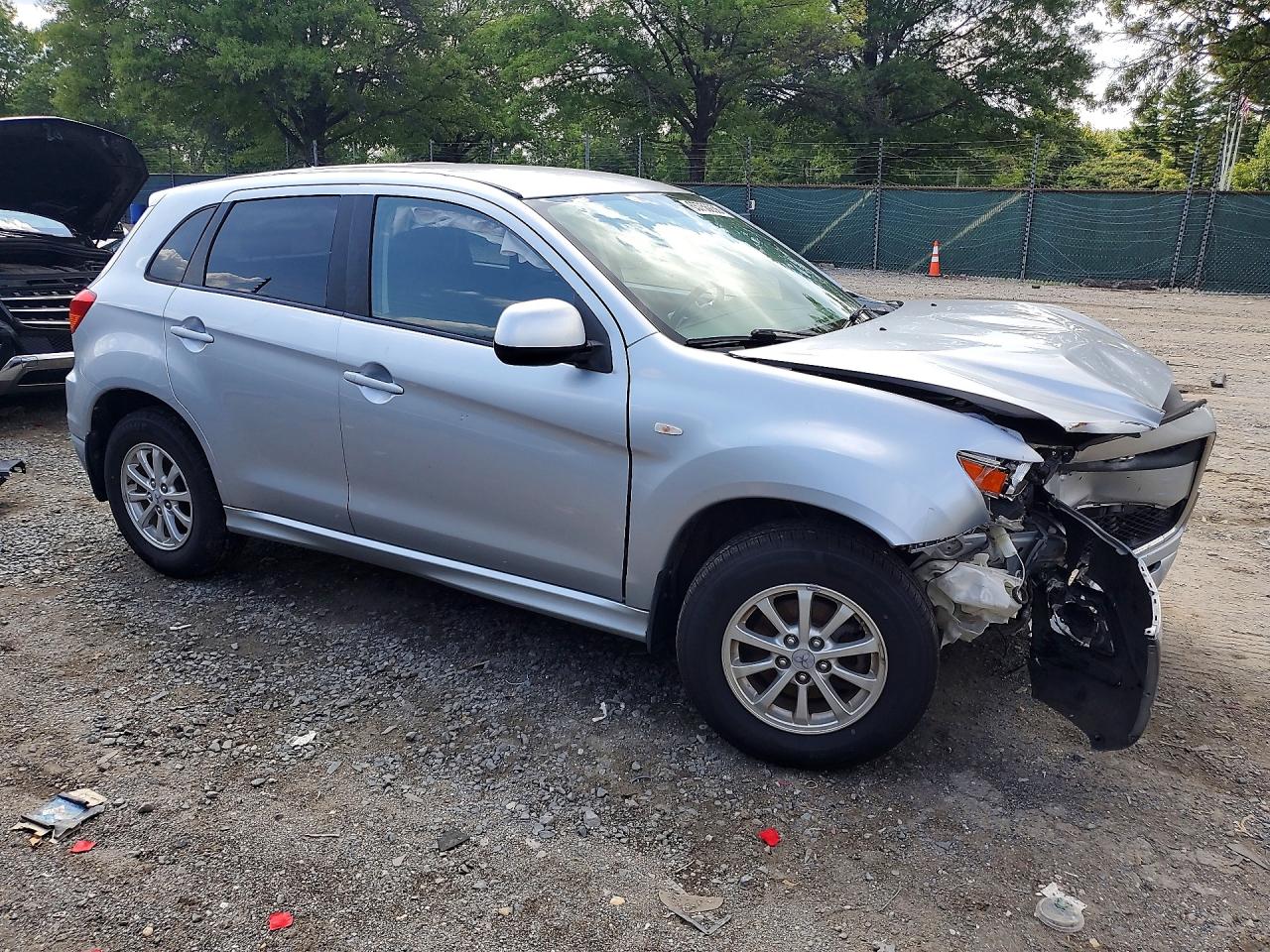 2012 Mitsubishi Outlander Sport Es Silver vin: JA4AP3AU4CZ008180