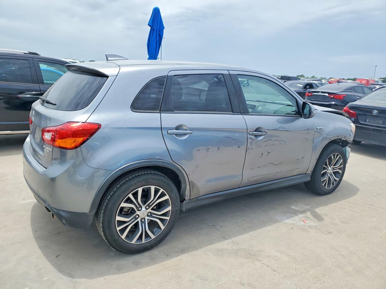 2017 Mitsubishi Outlander Sport Es Gray vin: JA4AP3AU4HZ026685