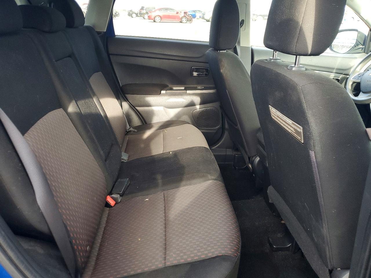 2018 Mitsubishi Outlander Sport Es Blue vin: JA4AP3AU4JZ003770
