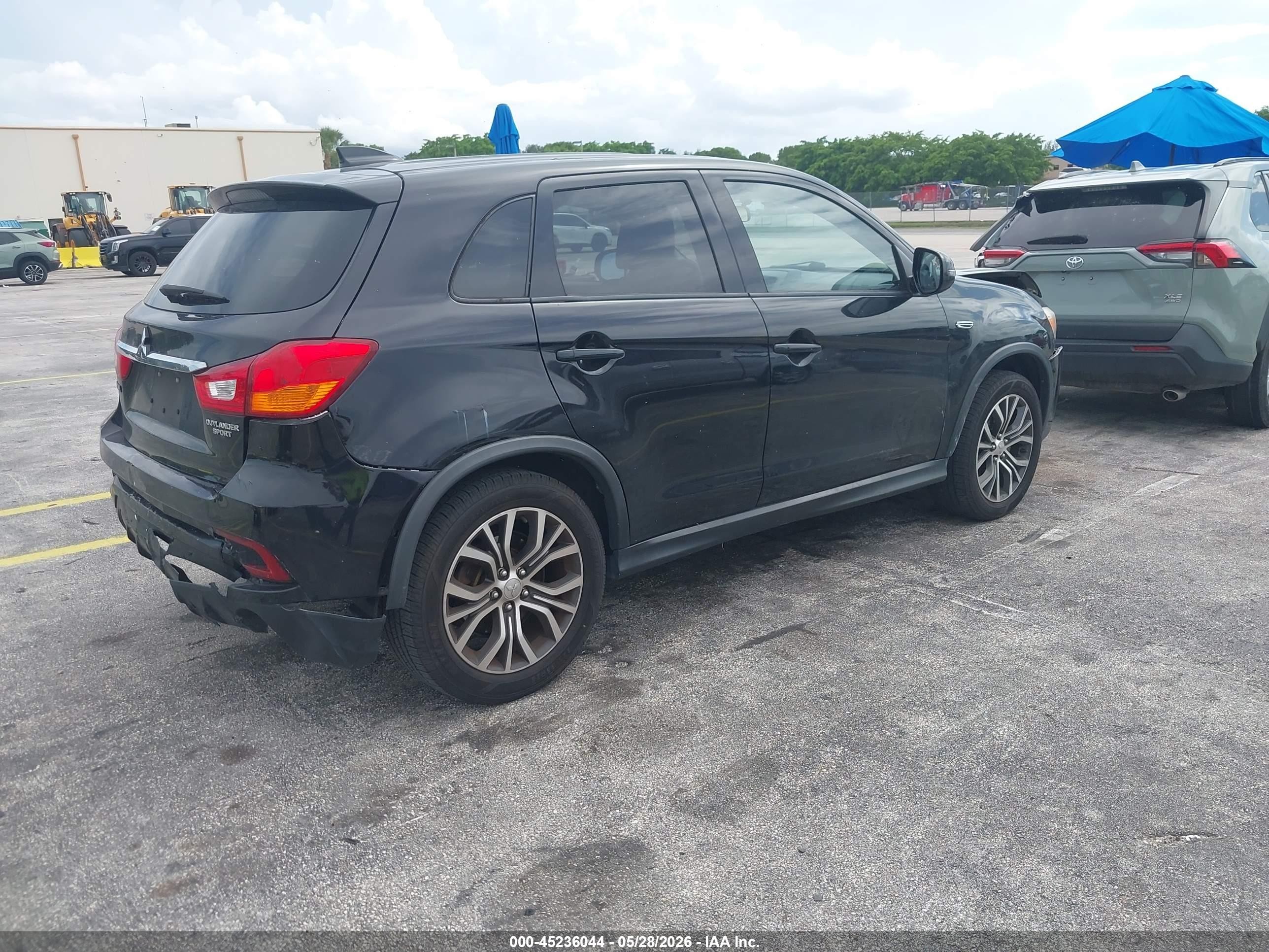 2019 Mitsubishi Outlander Sport 2.0 Es Черный vin: JA4AP3AU4KU015111