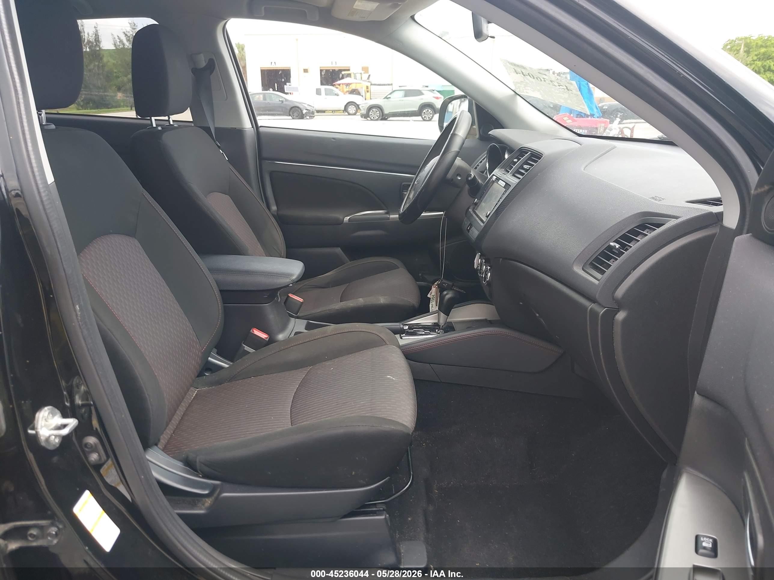 2019 Mitsubishi Outlander Sport 2.0 Es Черный vin: JA4AP3AU4KU015111