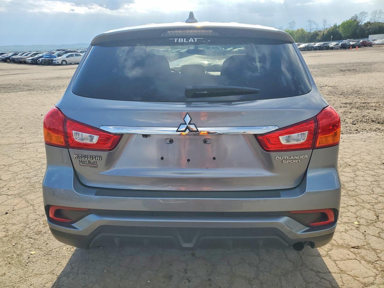 2019 Mitsubishi Outlander Sport Es Серебряный vin: JA4AP3AU4KU023192