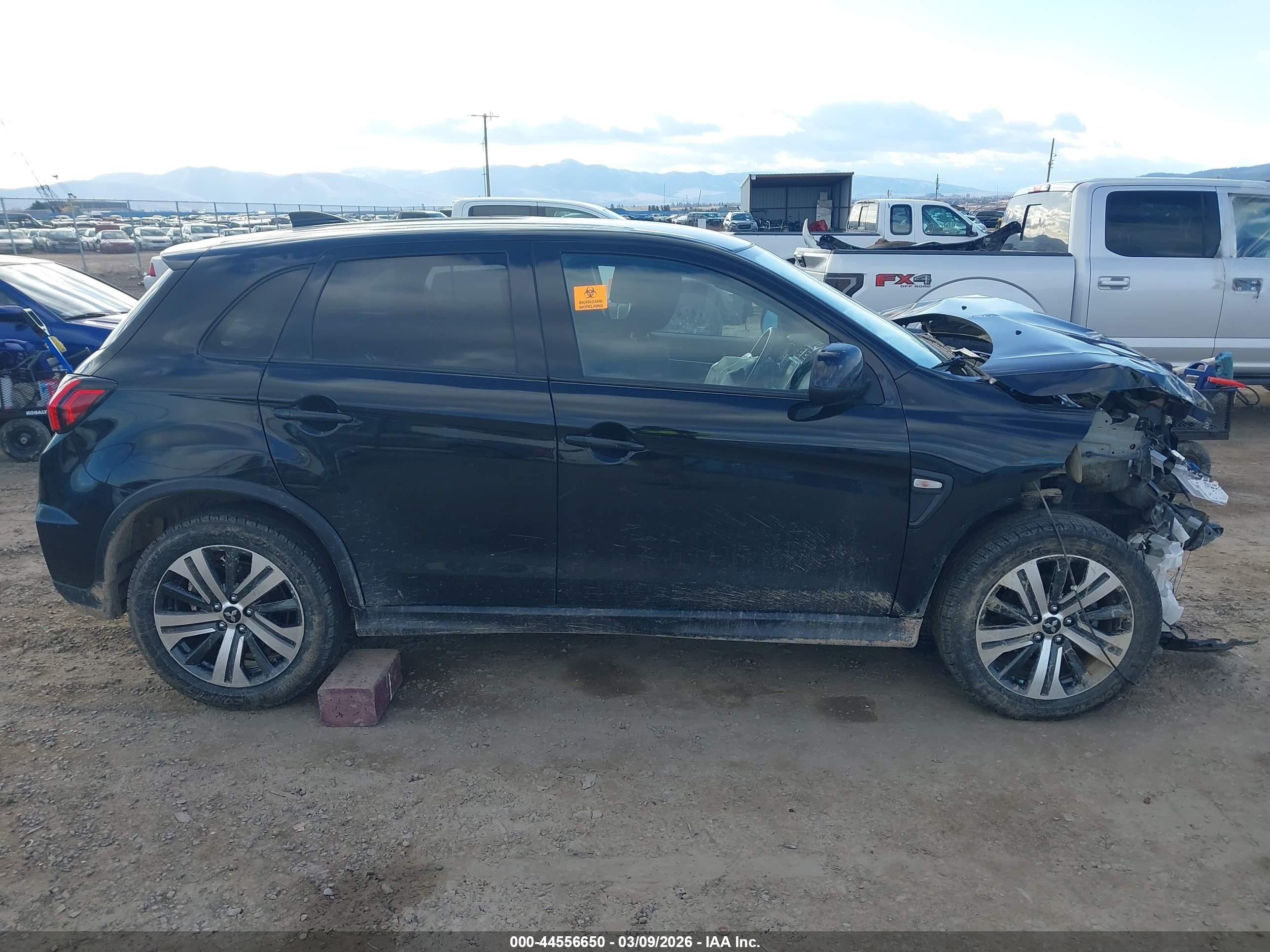 2020 Mitsubishi Outlander Sport 2.0 Es Black vin: JA4AP3AU4LU031388
