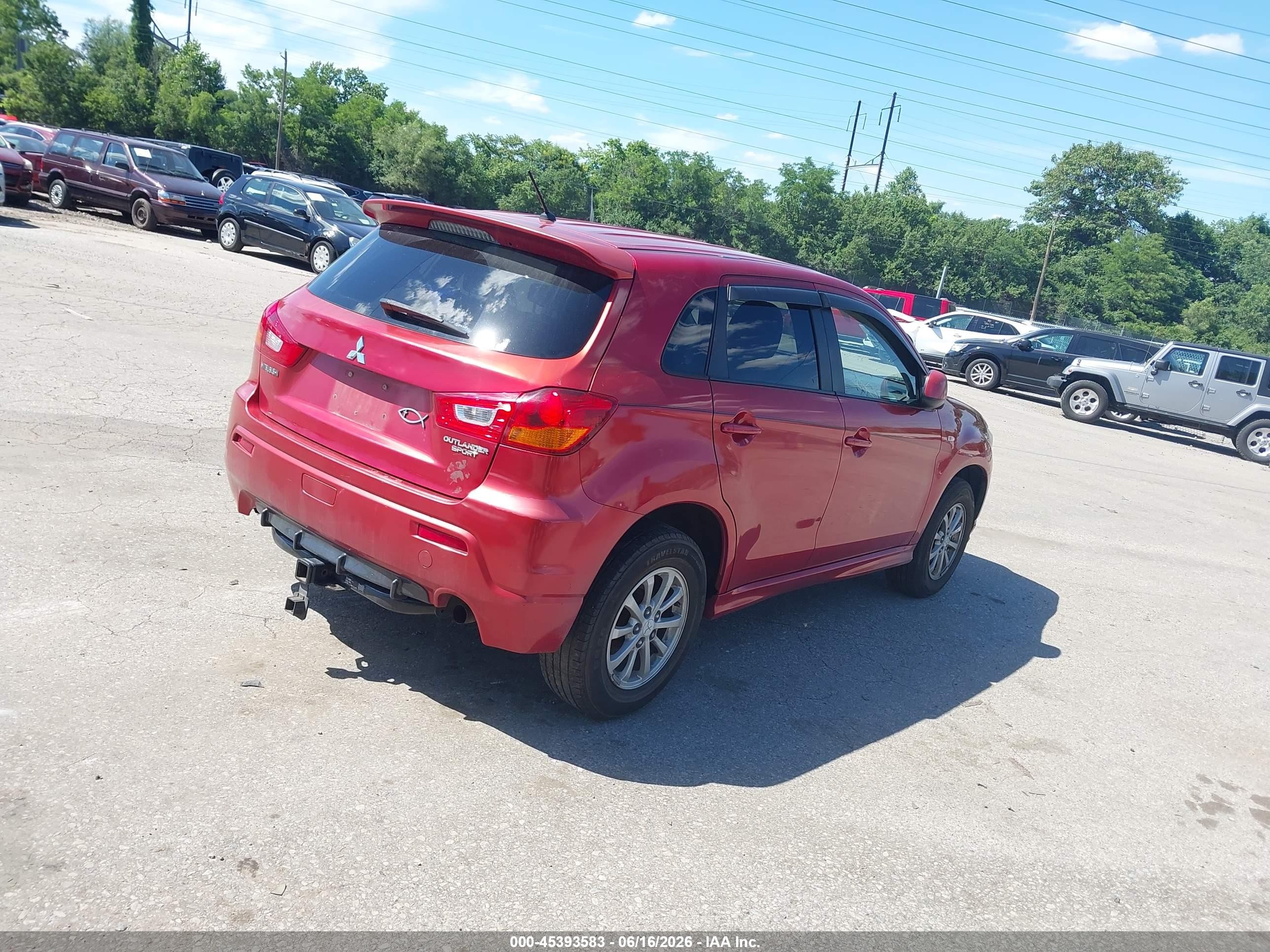 2011 Mitsubishi Outlander Sport Es Red vin: JA4AP3AU5BZ019381