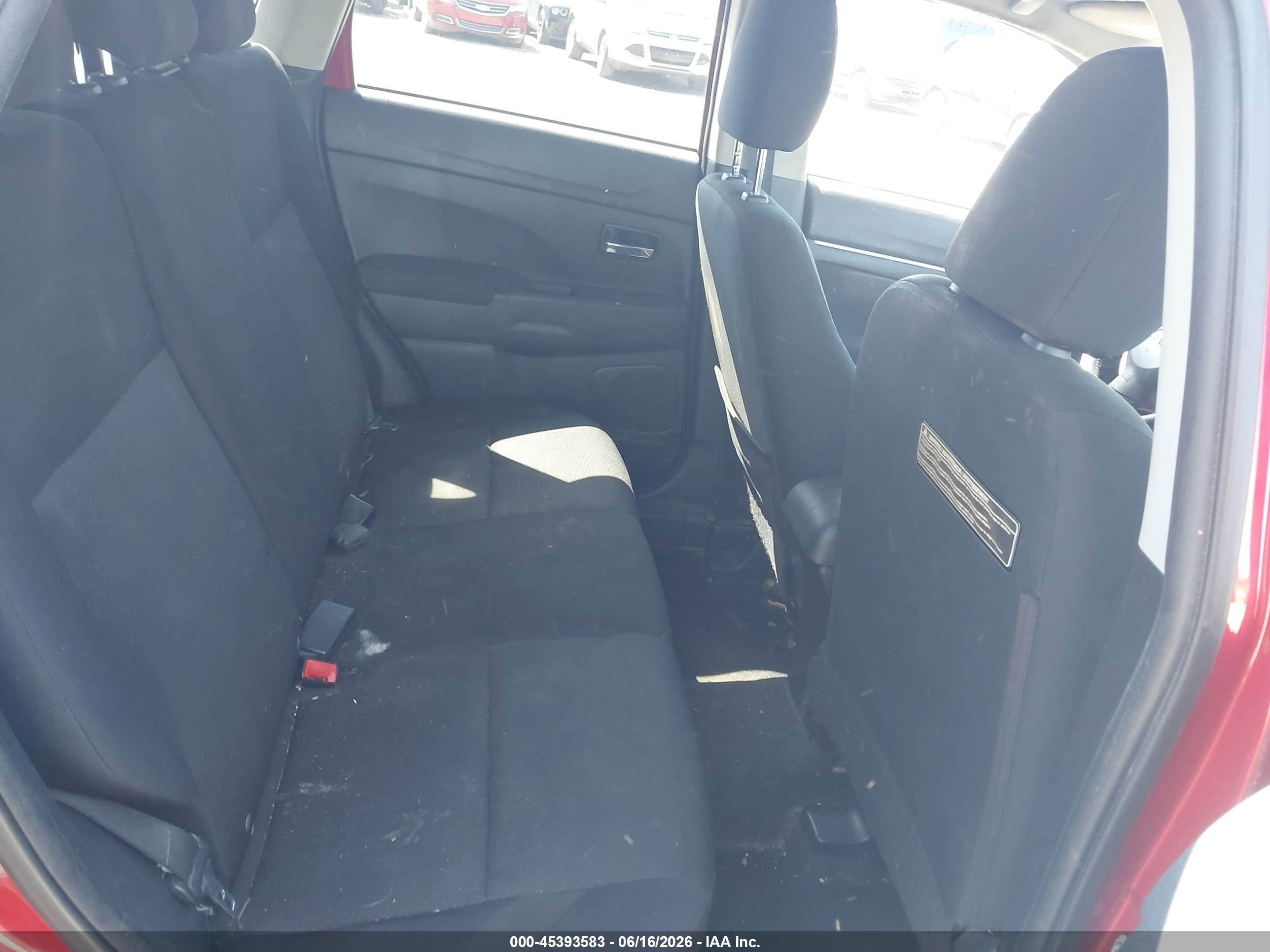 2011 Mitsubishi Outlander Sport Es Red vin: JA4AP3AU5BZ019381