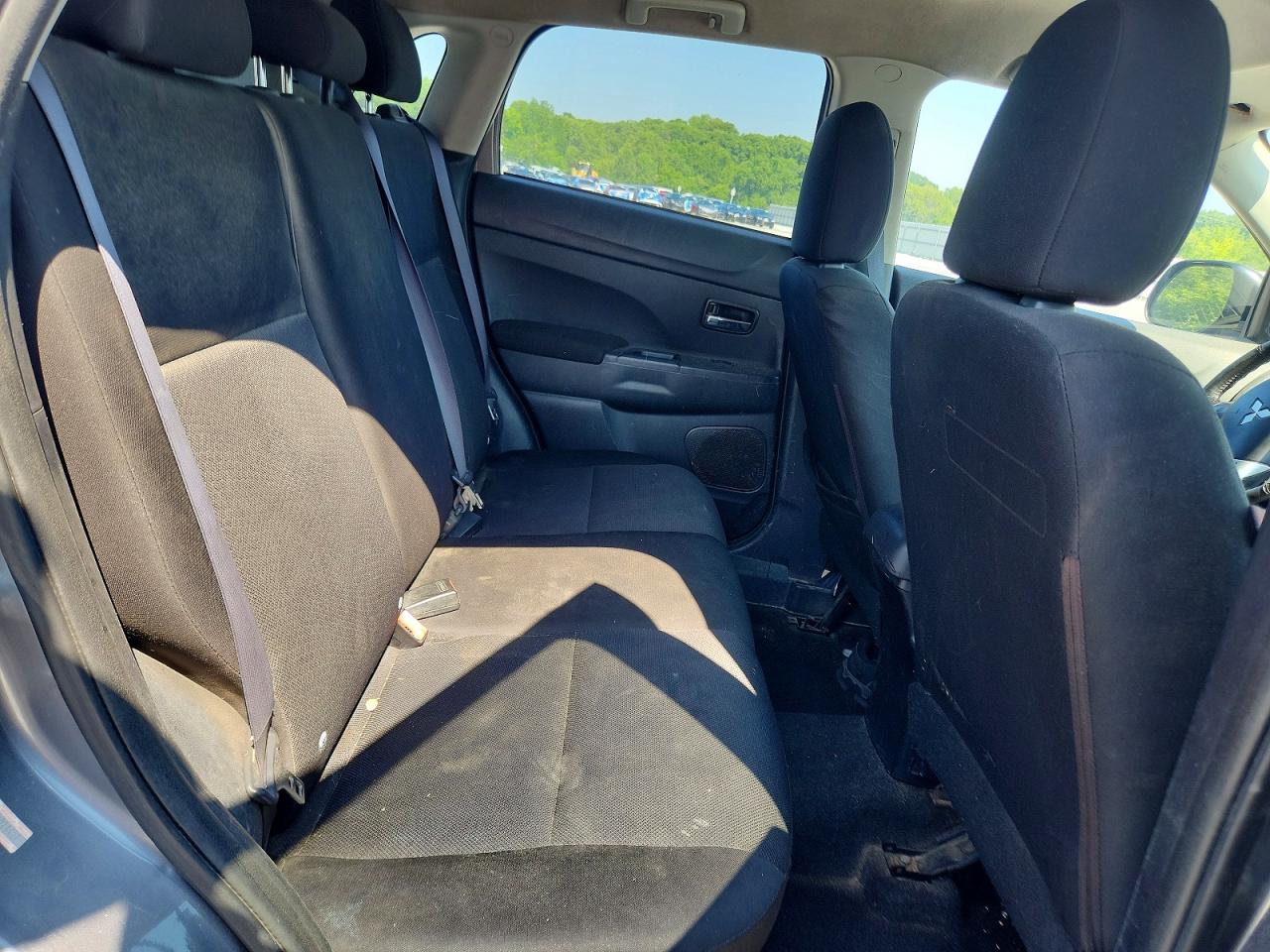 2011 Mitsubishi Outlander Sport Es Gray vin: JA4AP3AU5BZ024421