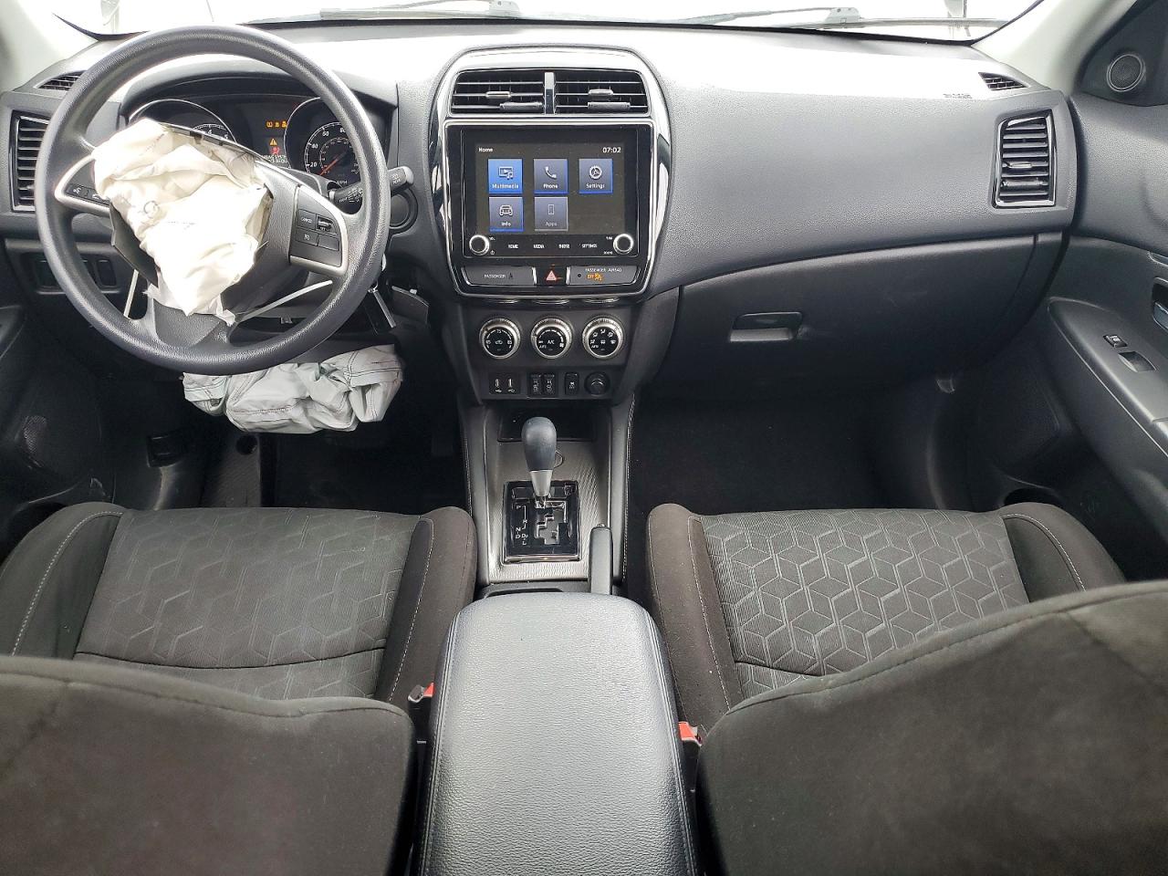 2020 Mitsubishi Outlander Sport Es Серебряный vin: JA4AP3AU5LU020402