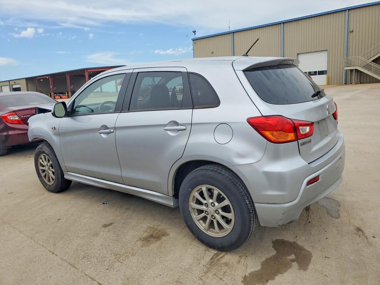 2011 Mitsubishi Outlander Sport Es Silver vin: JA4AP3AU6BZ020815