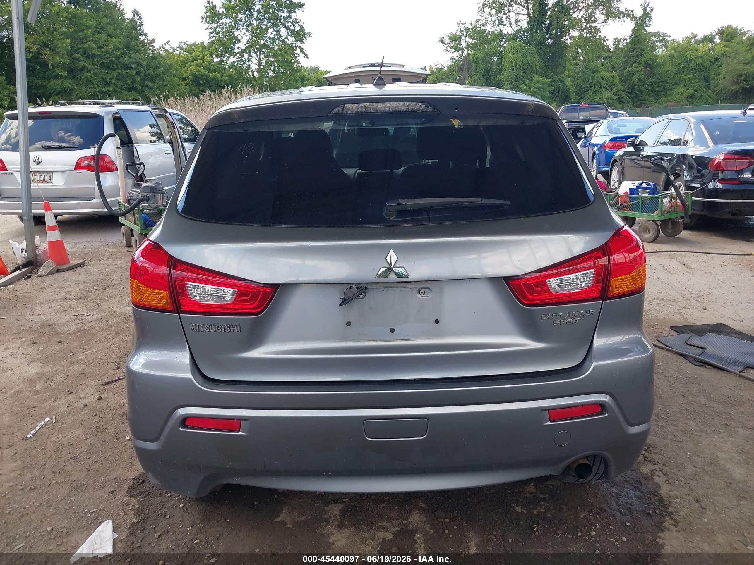 2012 Mitsubishi Outlander Sport Es Gray vin: JA4AP3AU6CZ011002